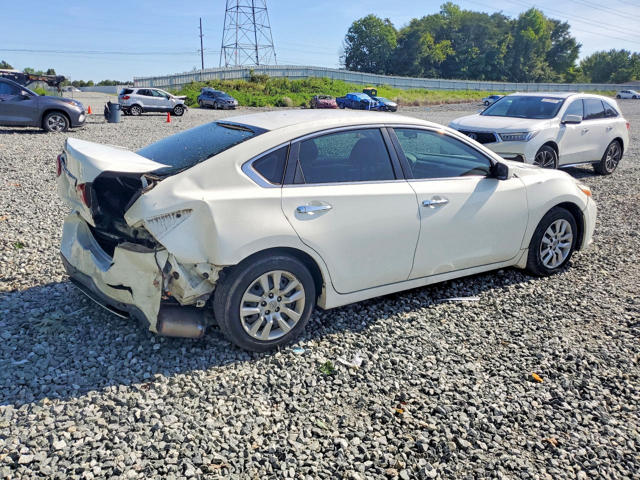2018 Nissan Altima 2.5 S White vin: 1N4AL3AP6JC472976