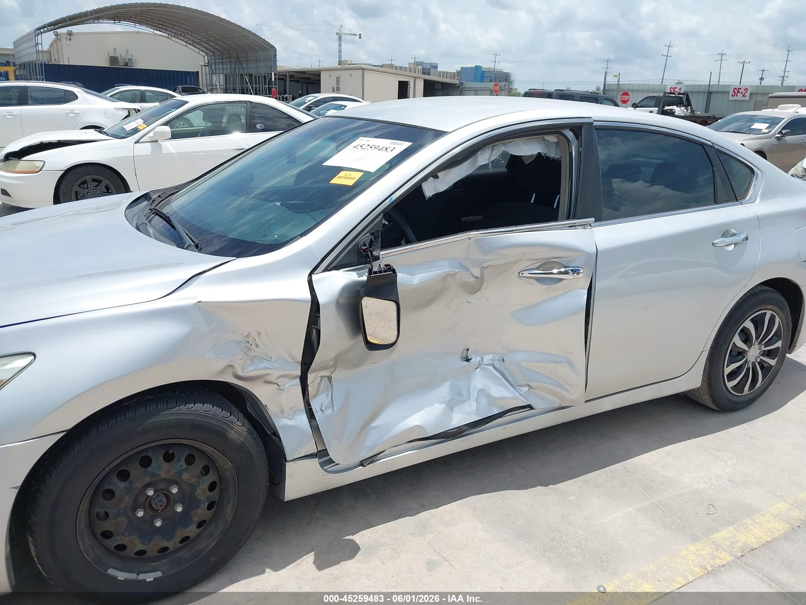 2013 Nissan Altima 2.5 S Silver vin: 1N4AL3AP7DC111471