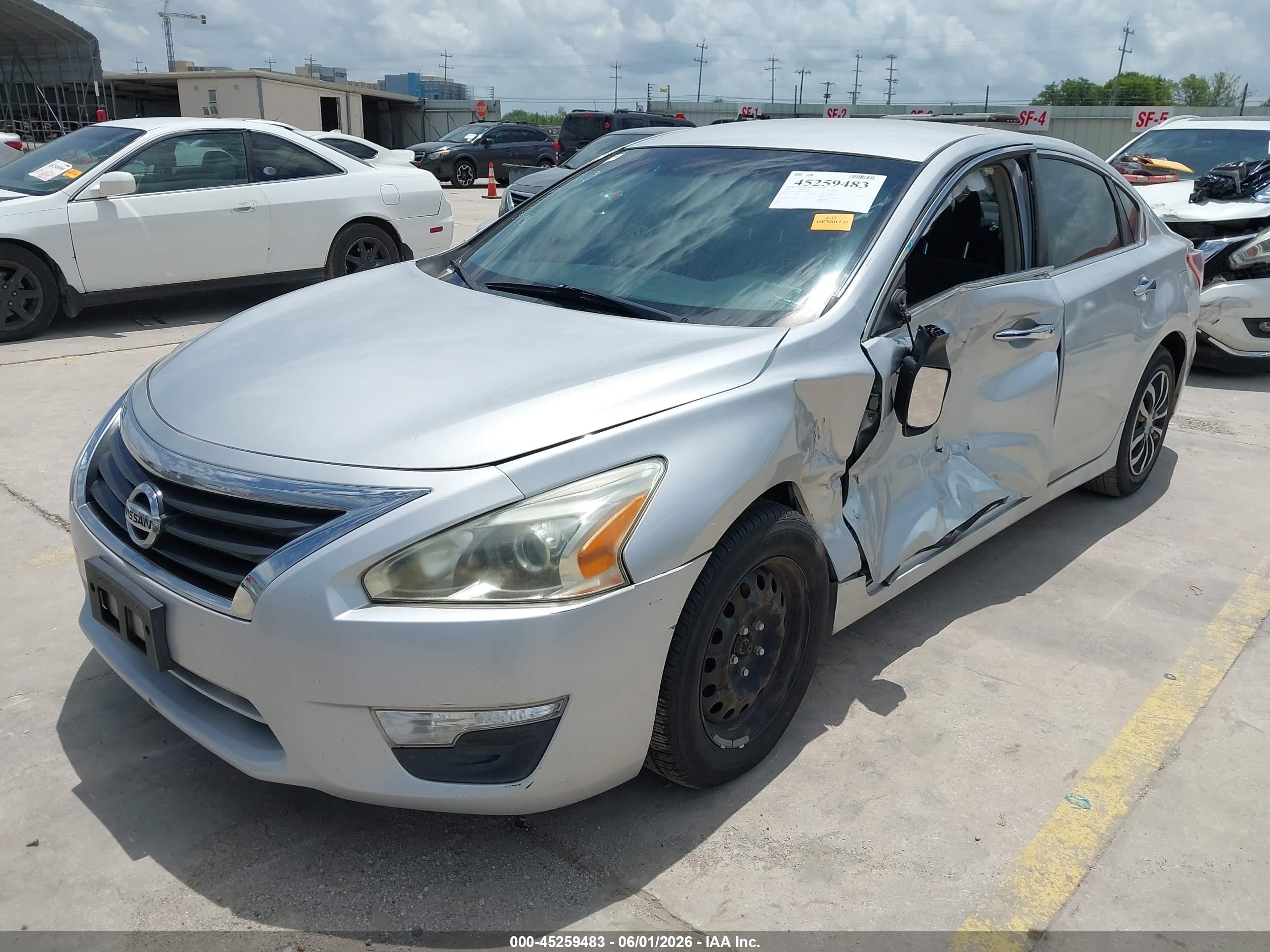 2013 Nissan Altima 2.5 S Silver vin: 1N4AL3AP7DC111471