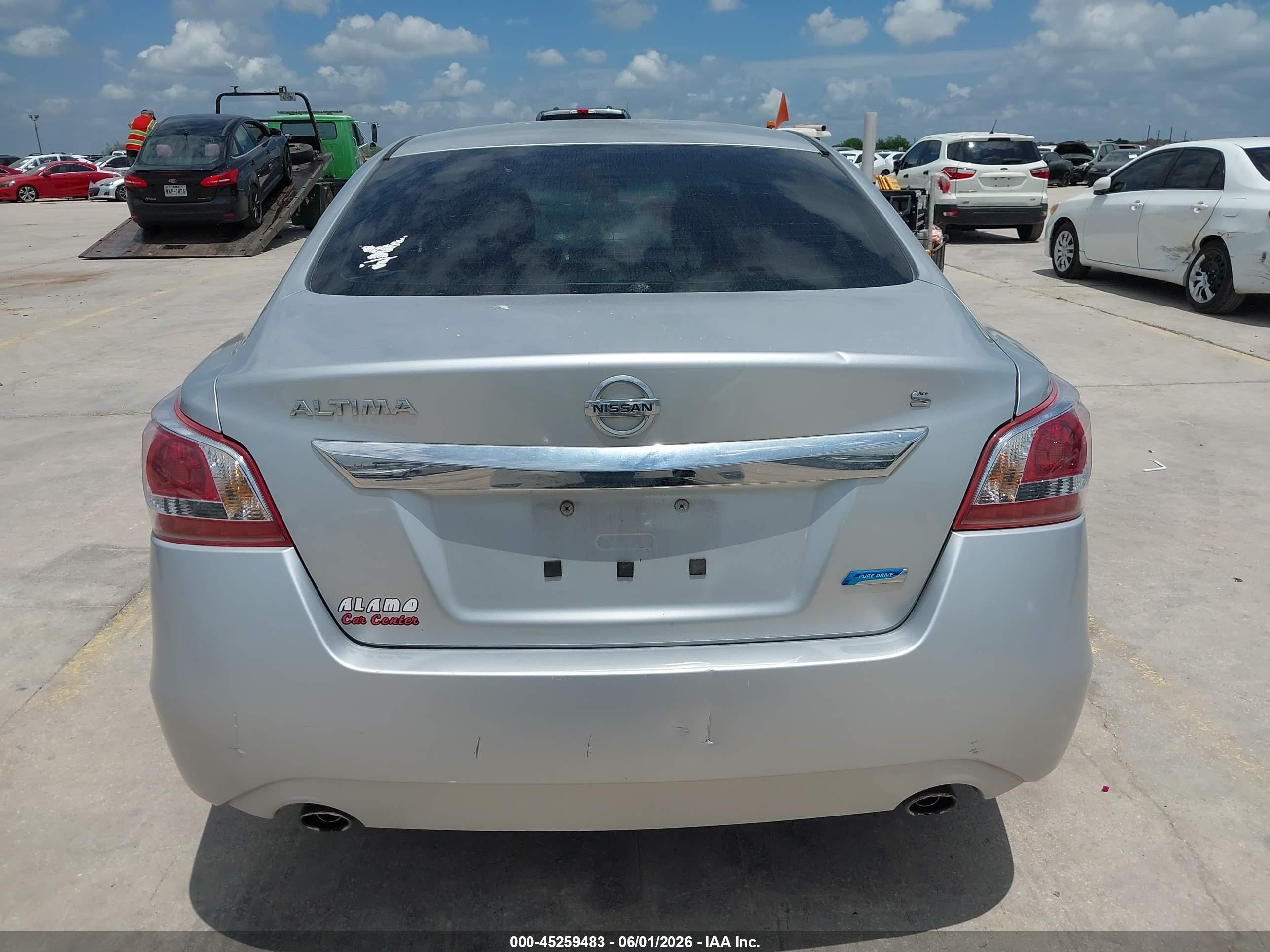 2013 Nissan Altima 2.5 S Silver vin: 1N4AL3AP7DC111471
