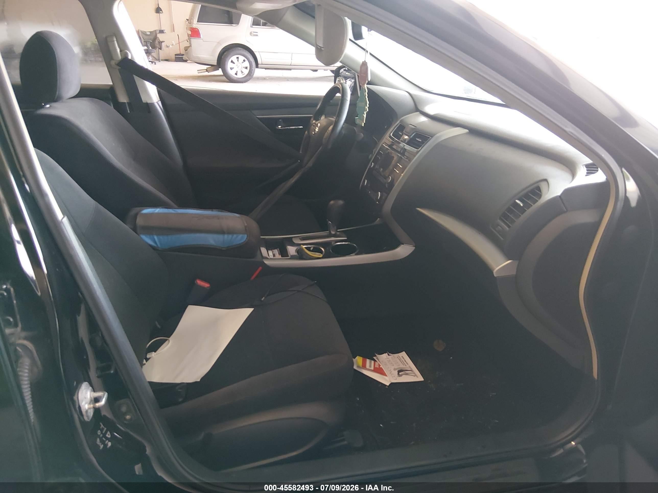 2013 Nissan Altima 2.5 Sv Black vin: 1N4AL3AP7DC111857