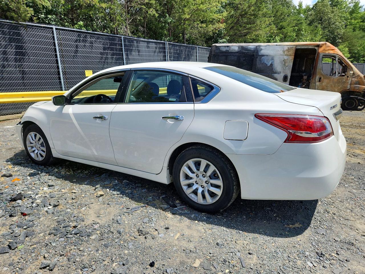 2013 Nissan Altima 2.5 White vin: 1N4AL3AP7DC124950