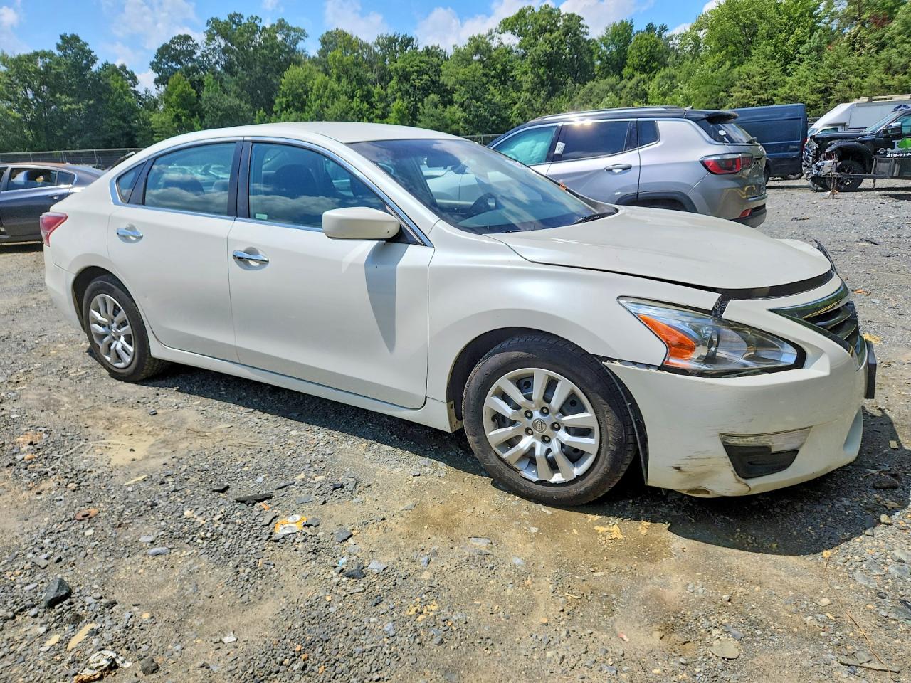 2013 Nissan Altima 2.5 White vin: 1N4AL3AP7DC124950