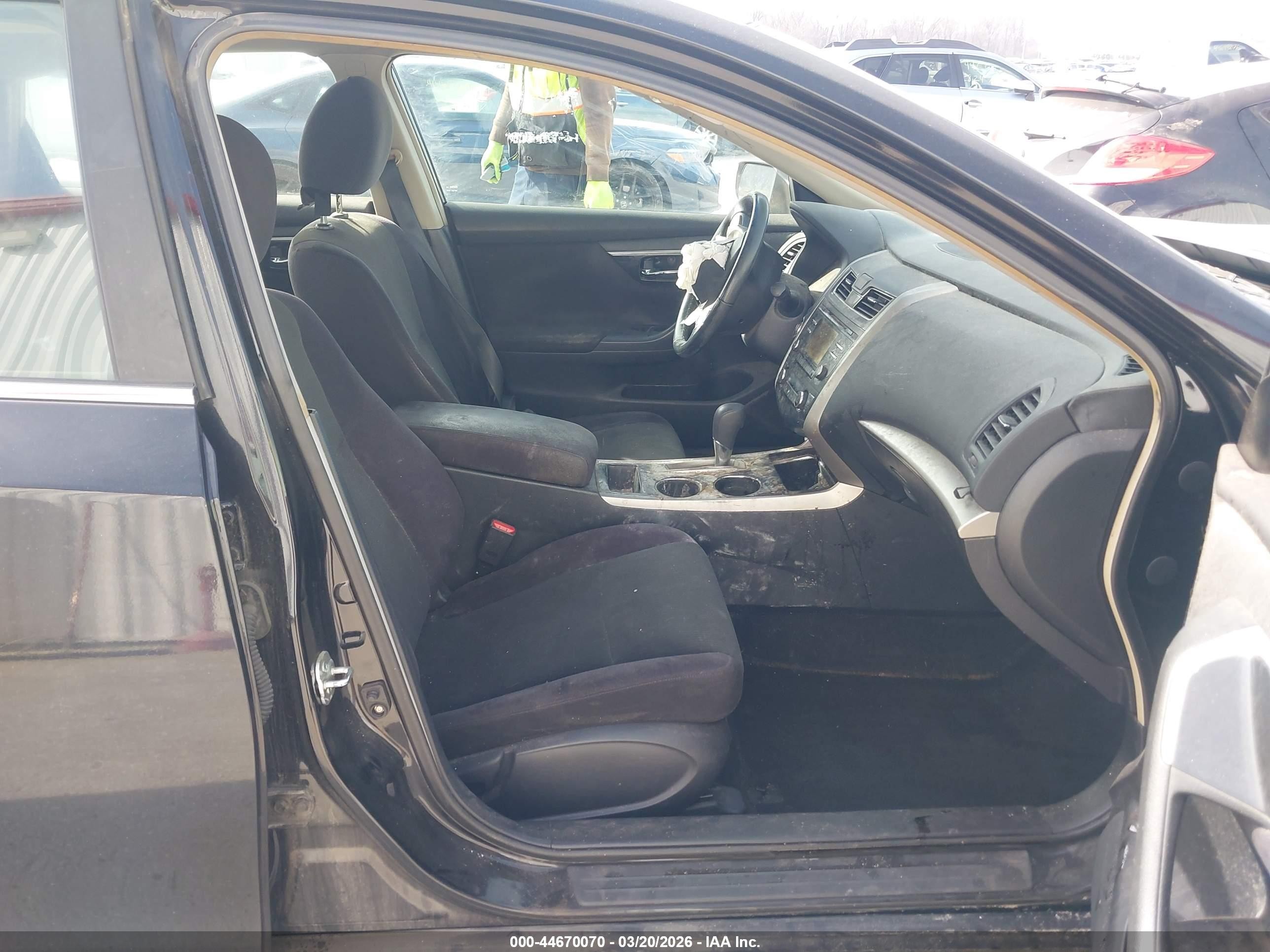 2013 Nissan Altima 2.5 Sv Black vin: 1N4AL3AP7DC125676