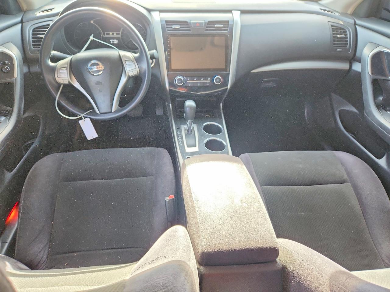 2013 Nissan Altima 2.5 Red vin: 1N4AL3AP7DC149024