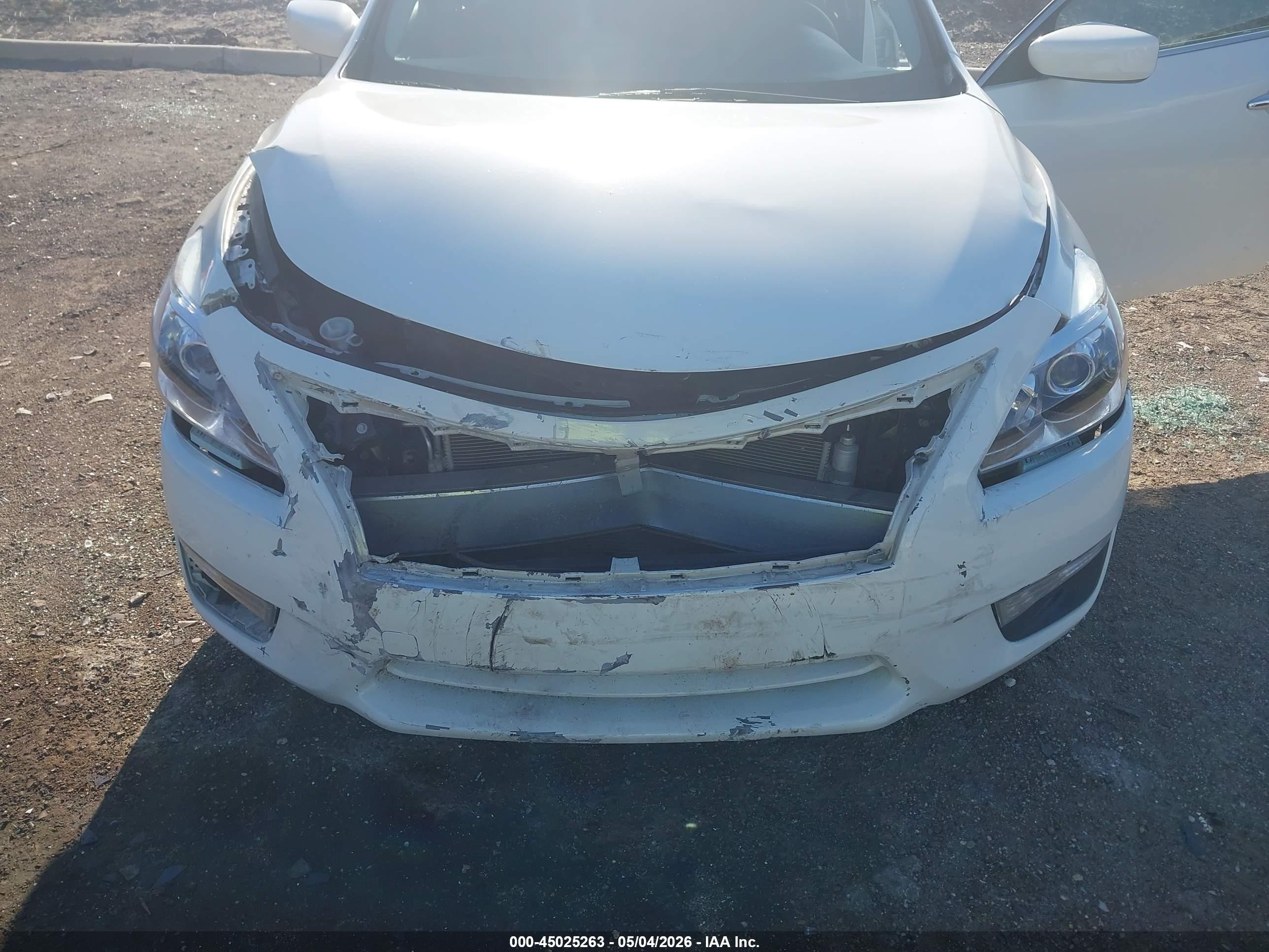 2013 Nissan Altima 2.5 Sv White vin: 1N4AL3AP7DC170293