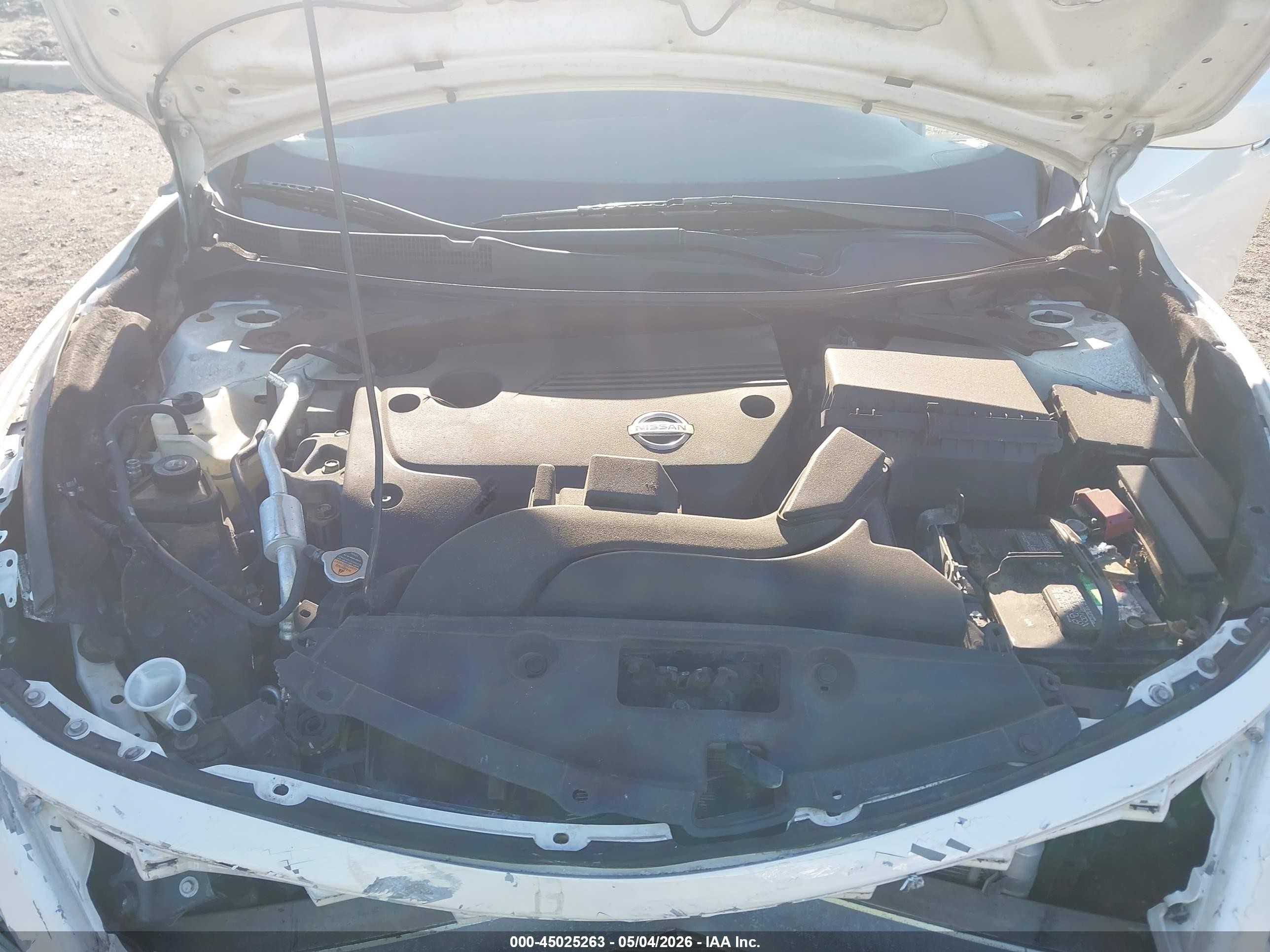 2013 Nissan Altima 2.5 Sv White vin: 1N4AL3AP7DC170293