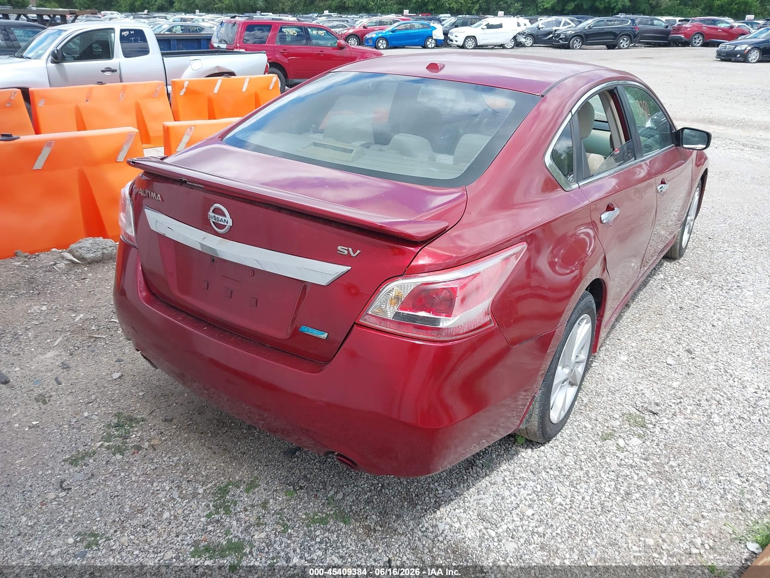 2013 Nissan Altima 2.5 Sv Red vin: 1N4AL3AP7DC175137