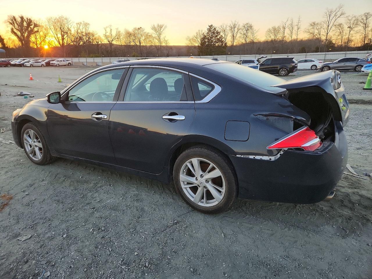 2013 Nissan Altima 2.5 Blue vin: 1N4AL3AP7DC186591