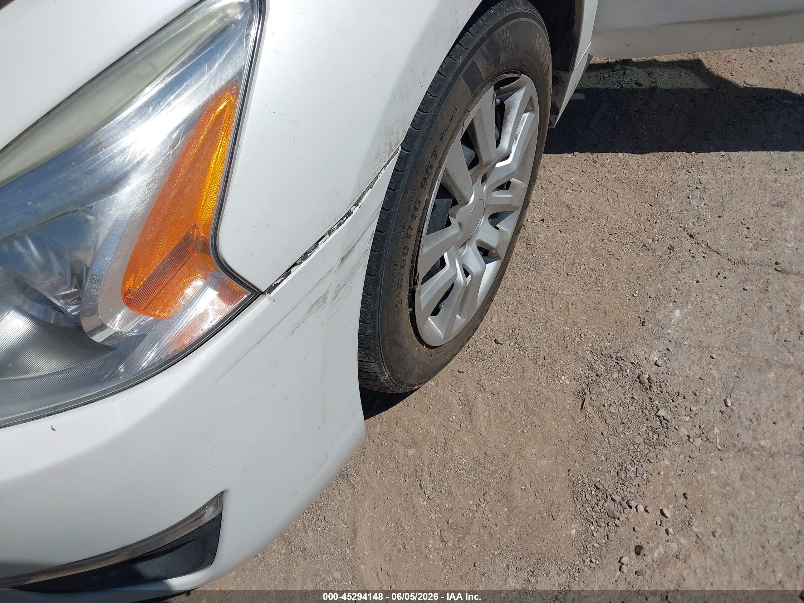2013 Nissan Altima 2.5 S Cream vin: 1N4AL3AP7DC189622