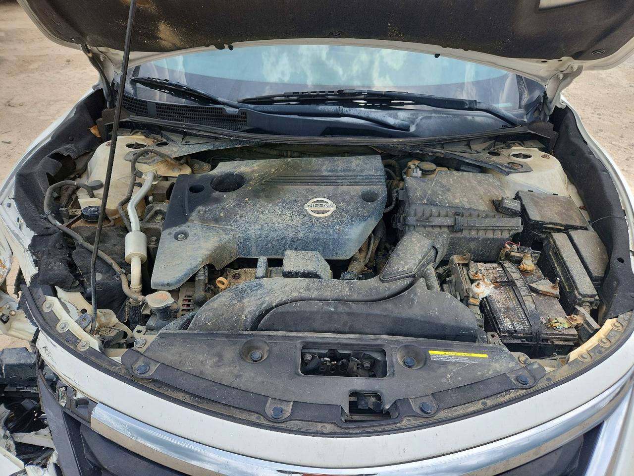 2013 Nissan Altima 2.5 White vin: 1N4AL3AP7DC193900