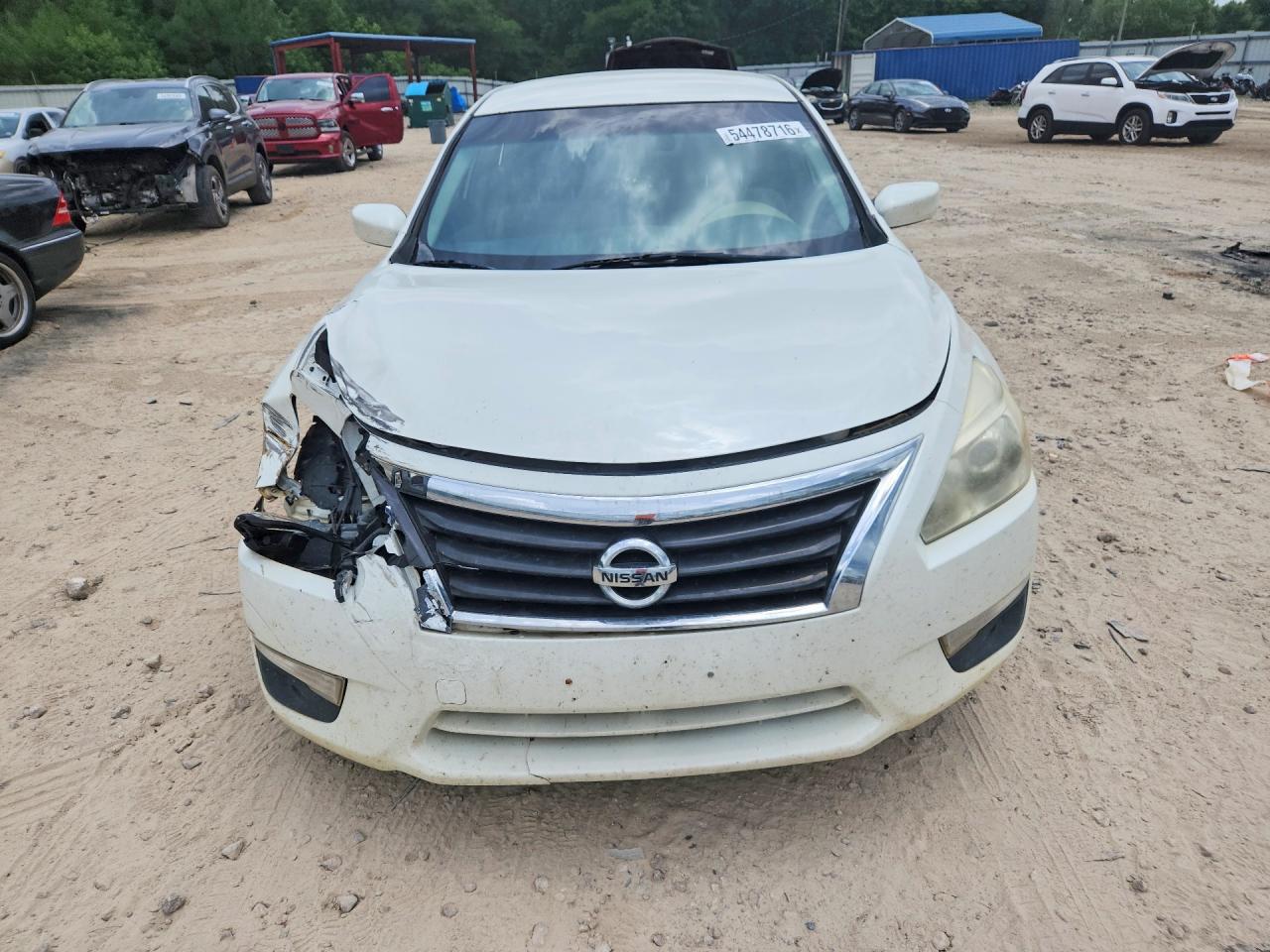 2013 Nissan Altima 2.5 White vin: 1N4AL3AP7DC193900