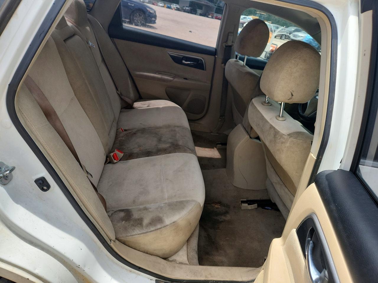 2013 Nissan Altima 2.5 White vin: 1N4AL3AP7DC193900