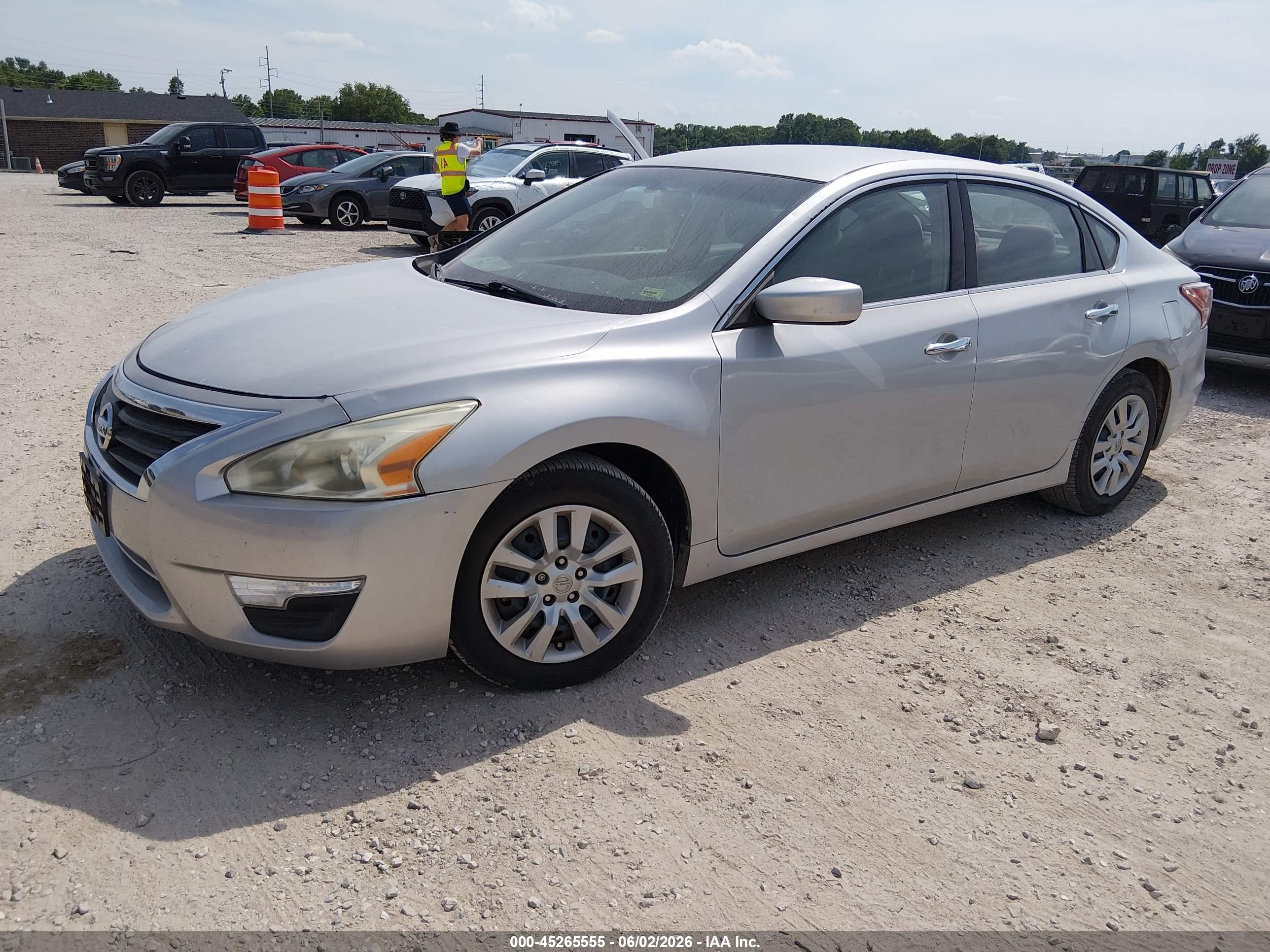 2013 Nissan Altima 2.5 Silver vin: 1N4AL3AP7DC202935