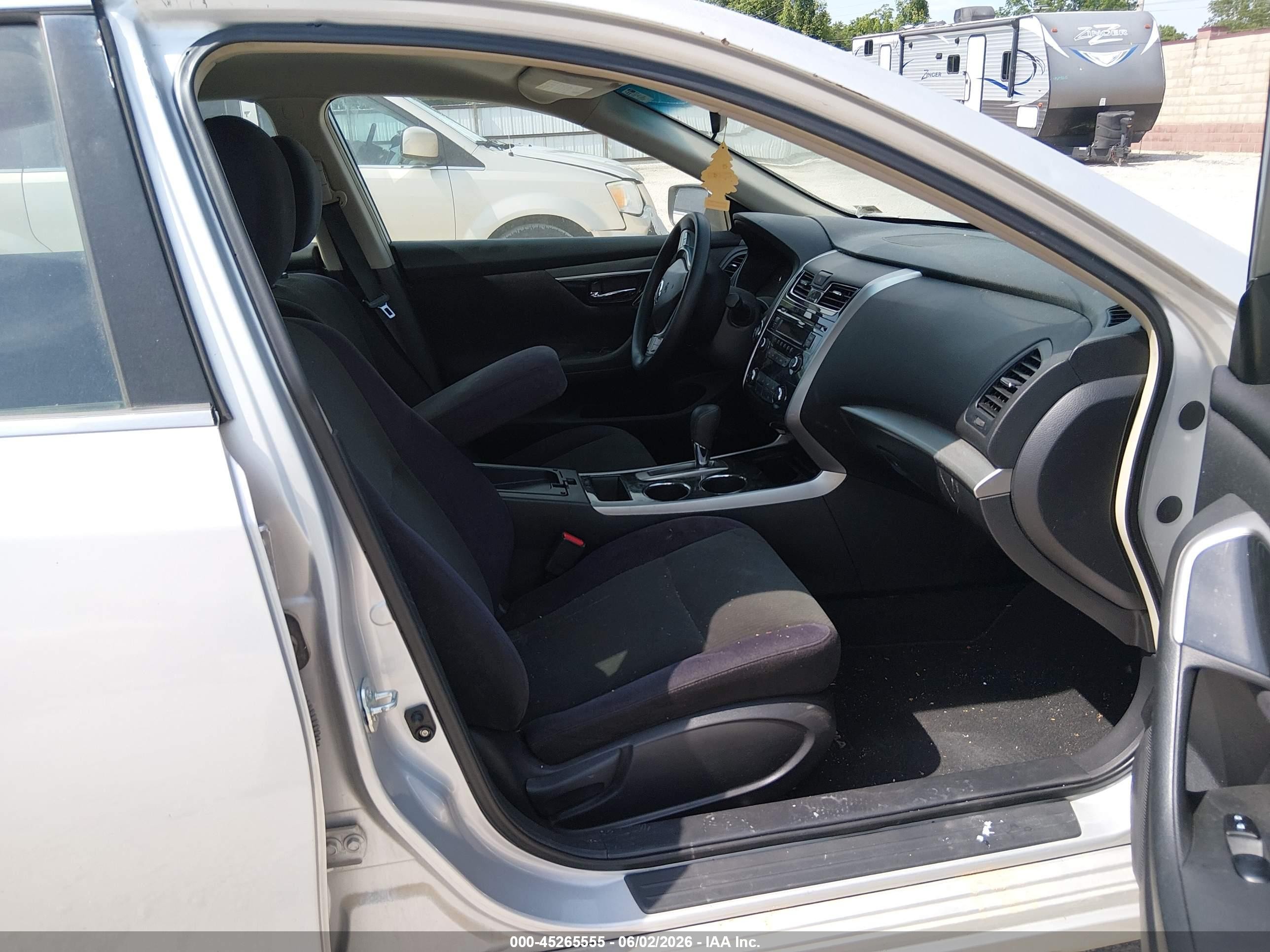 2013 Nissan Altima 2.5 Silver vin: 1N4AL3AP7DC202935