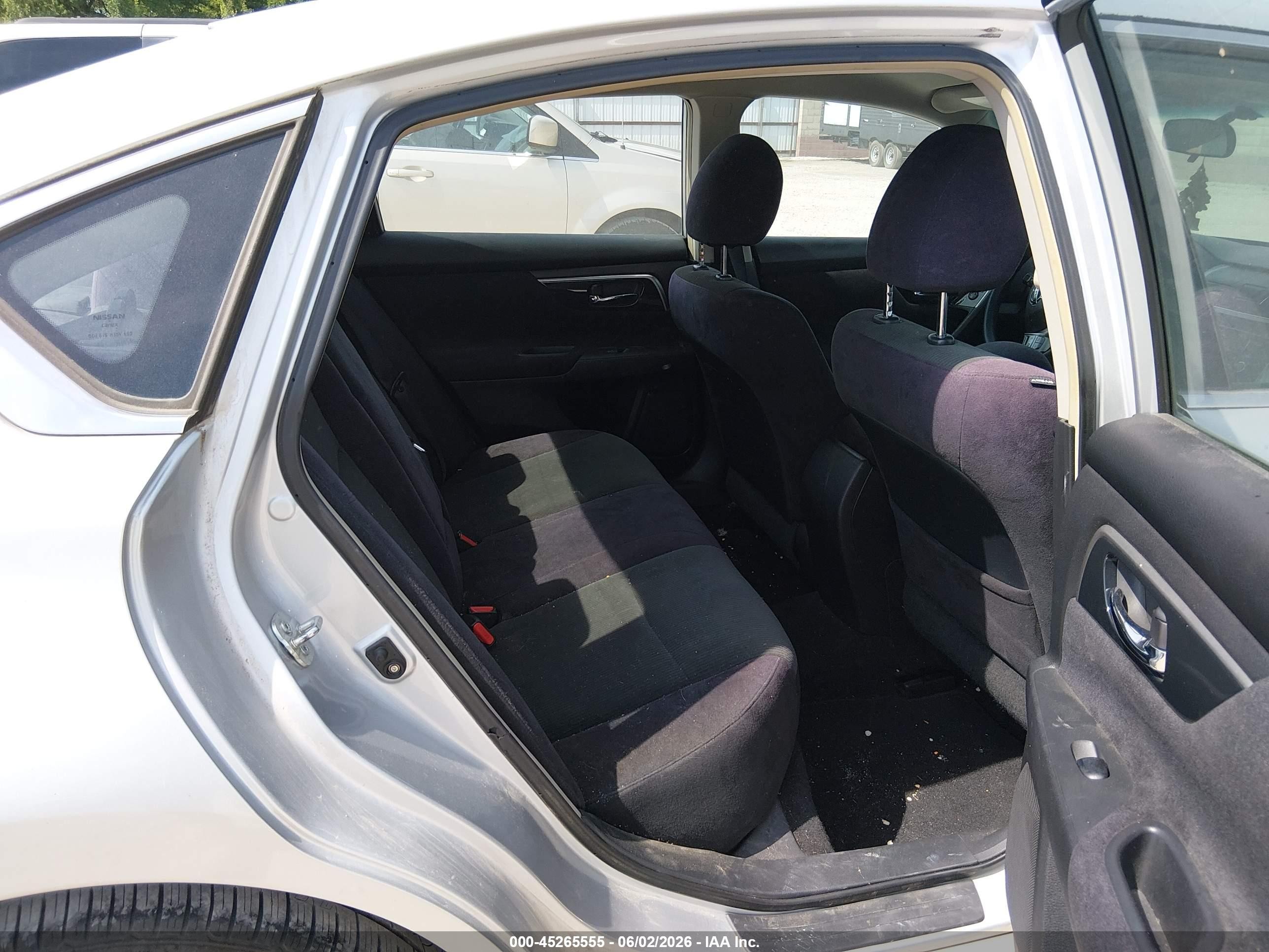 2013 Nissan Altima 2.5 Silver vin: 1N4AL3AP7DC202935