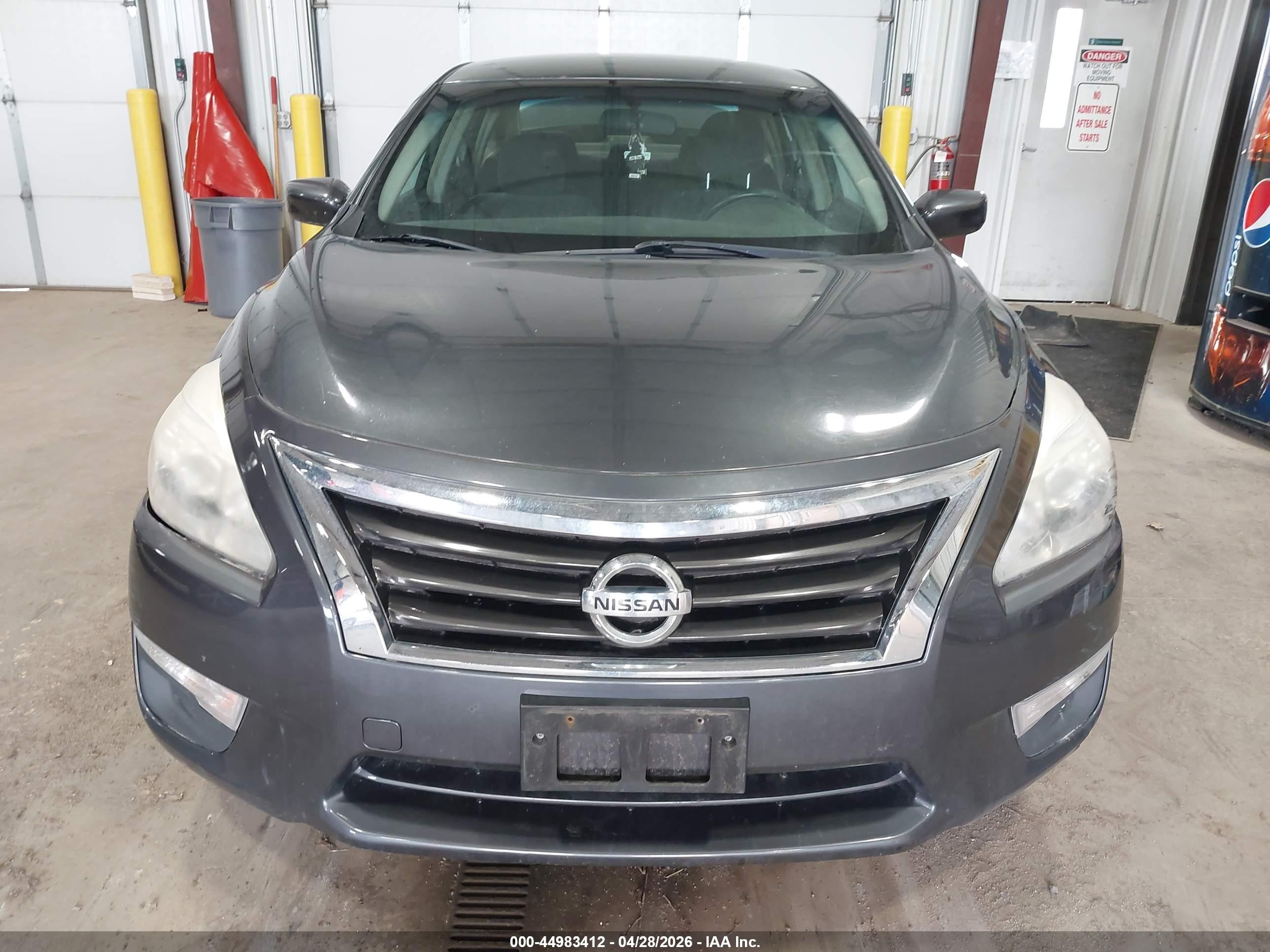 2013 Nissan Altima 2.5 Sv Серый vin: 1N4AL3AP7DC206192