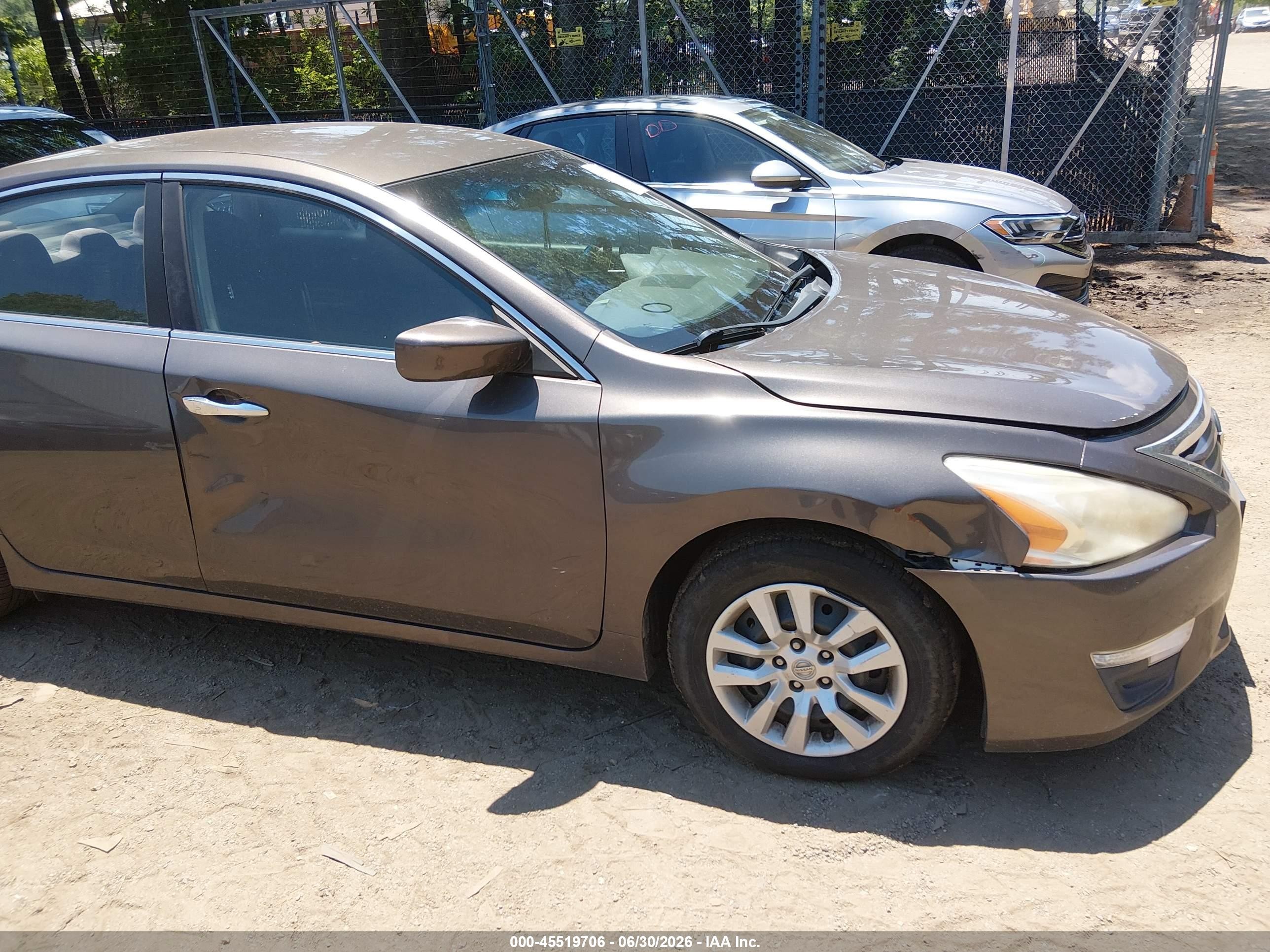 2013 Nissan Altima 2.5 S Brown vin: 1N4AL3AP7DC206435