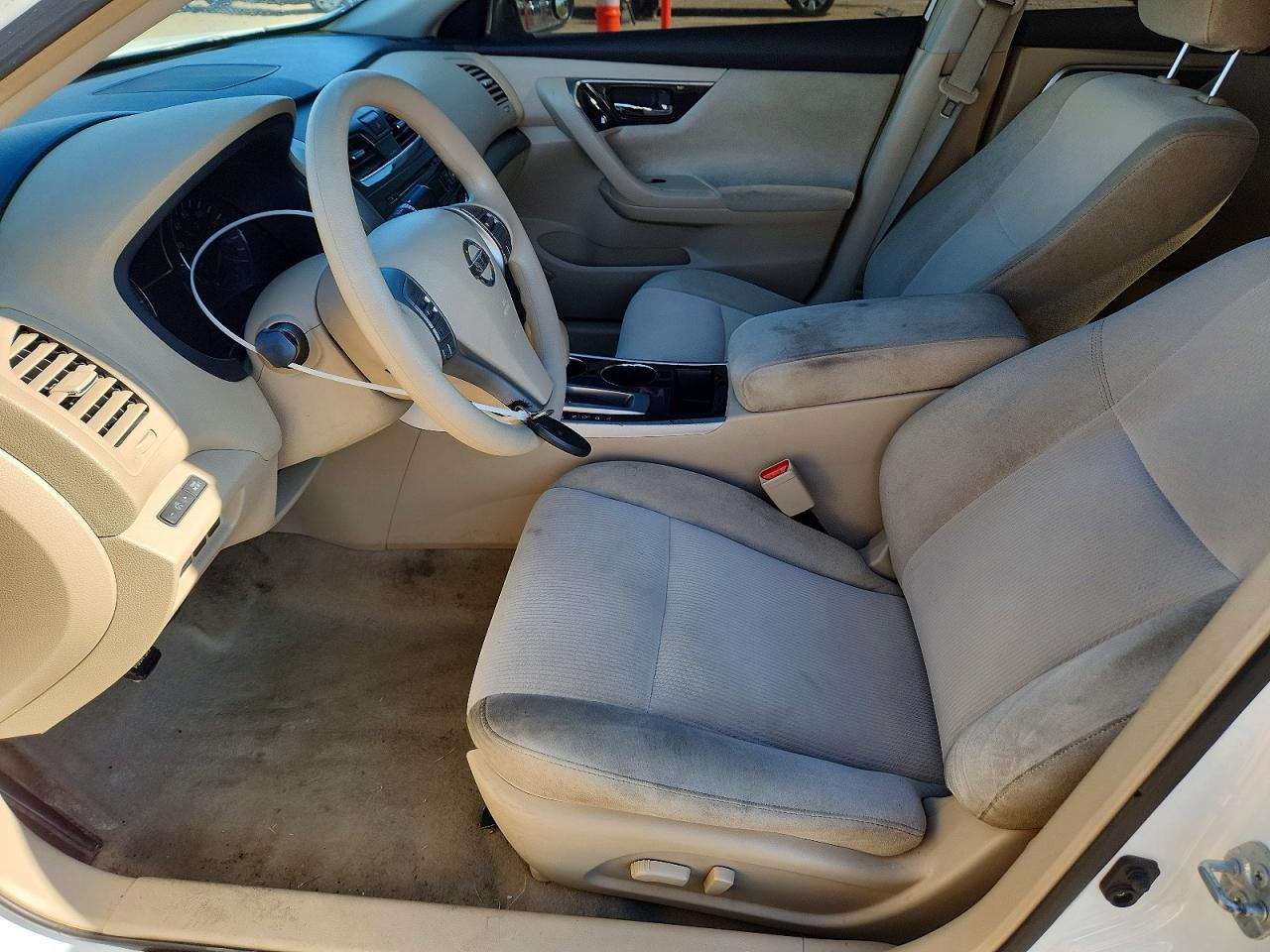 2013 Nissan Altima 2.5 White vin: 1N4AL3AP7DC212719