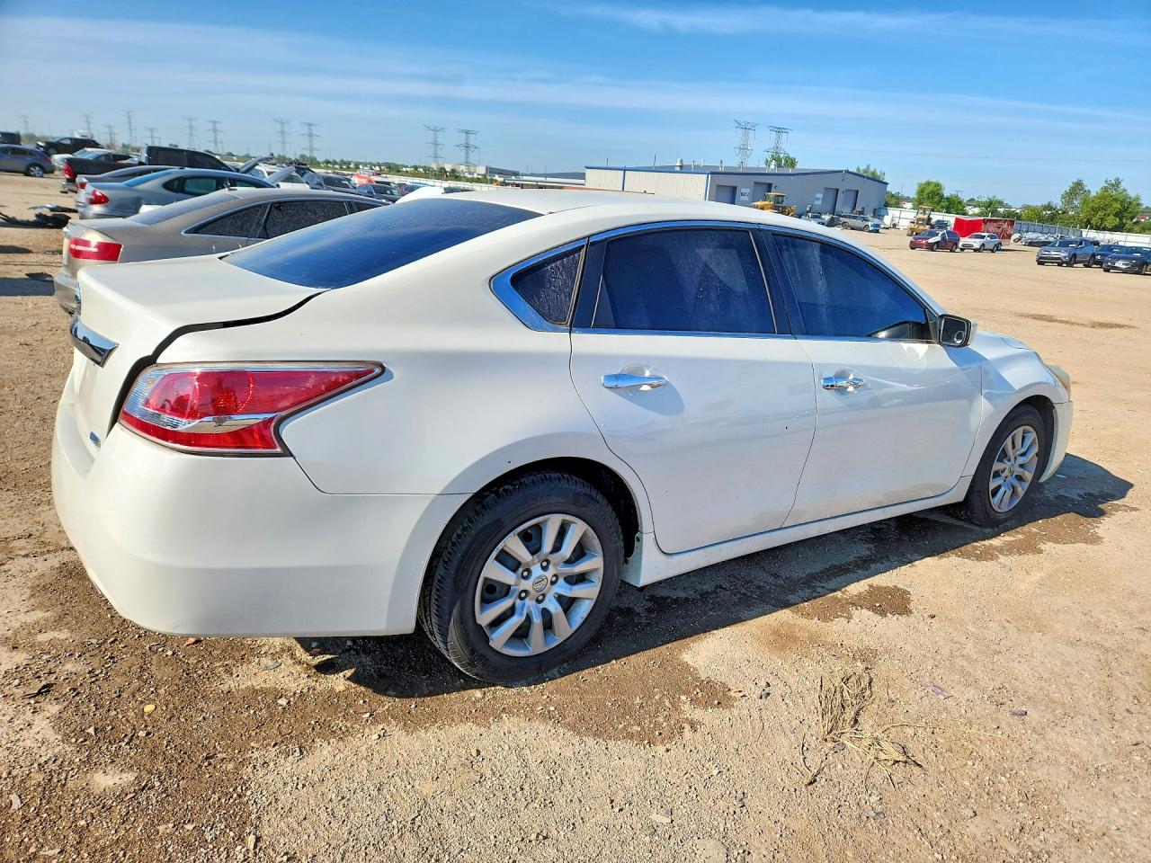 2013 Nissan Altima 2.5 White vin: 1N4AL3AP7DC212719