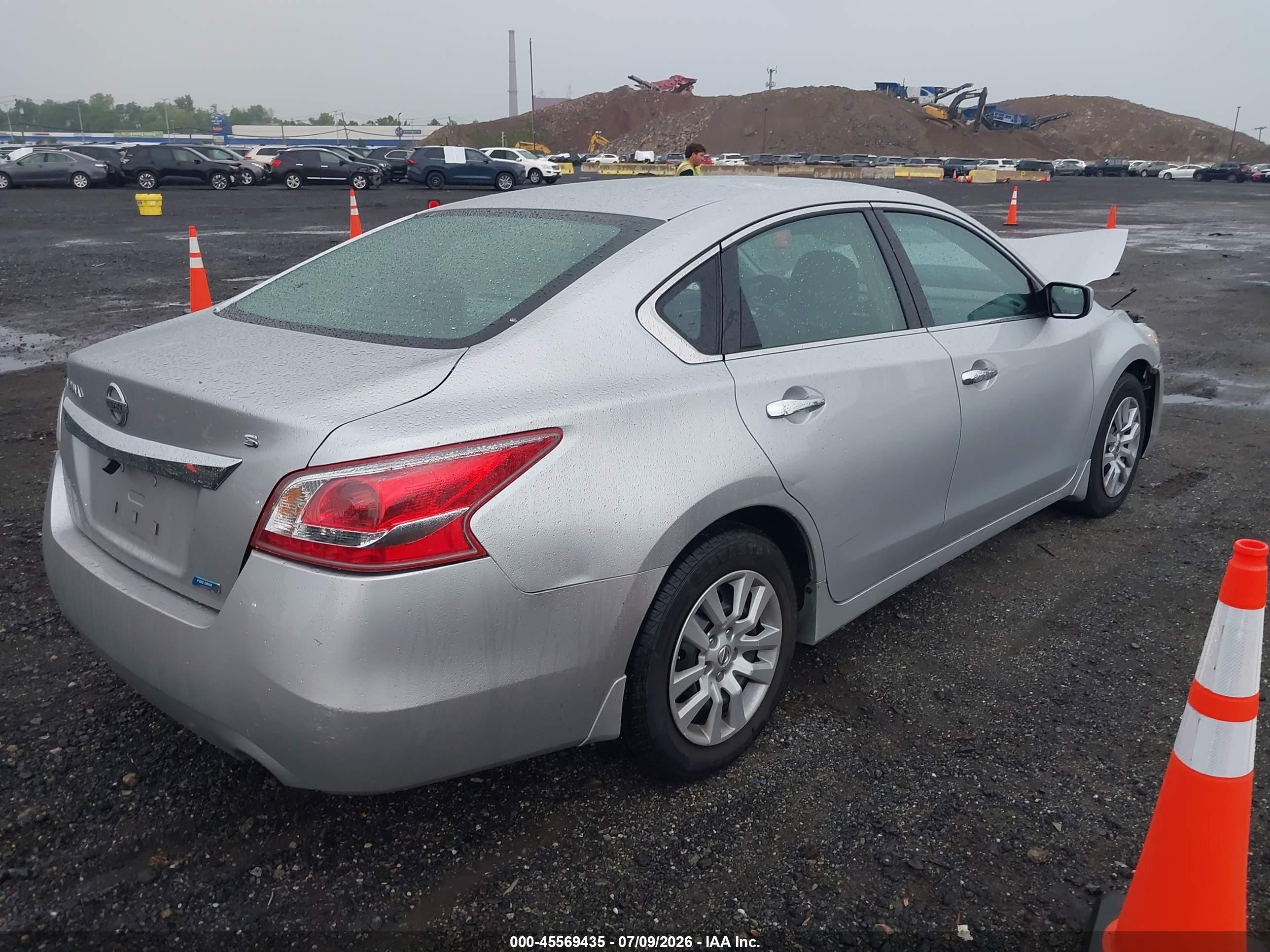 2013 Nissan Altima 2.5 S Серебряный vin: 1N4AL3AP7DC213045