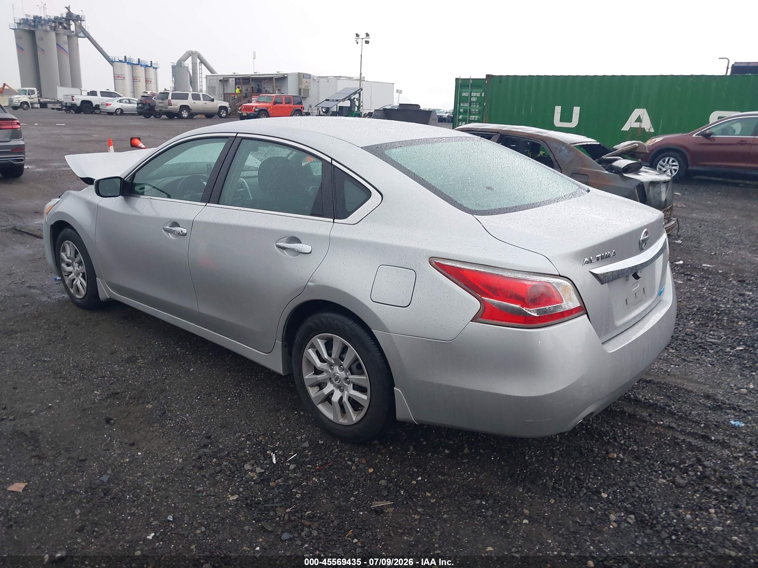 2013 Nissan Altima 2.5 S Серебряный vin: 1N4AL3AP7DC213045