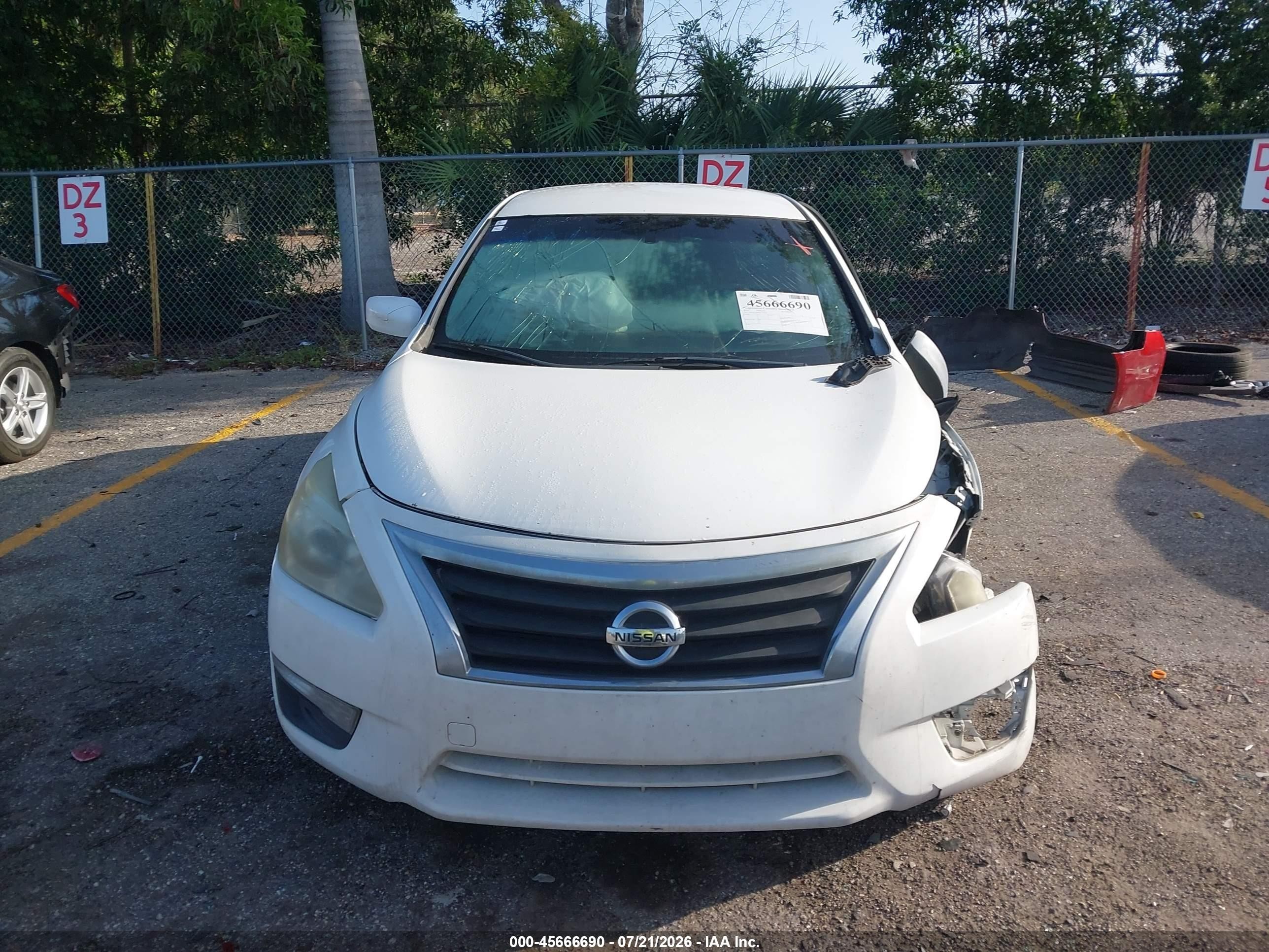 2013 Nissan Altima 2.5 S White vin: 1N4AL3AP7DC228192