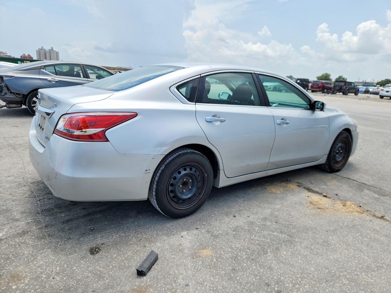 2013 Nissan Altima 2.5 Серебряный vin: 1N4AL3AP7DC236812