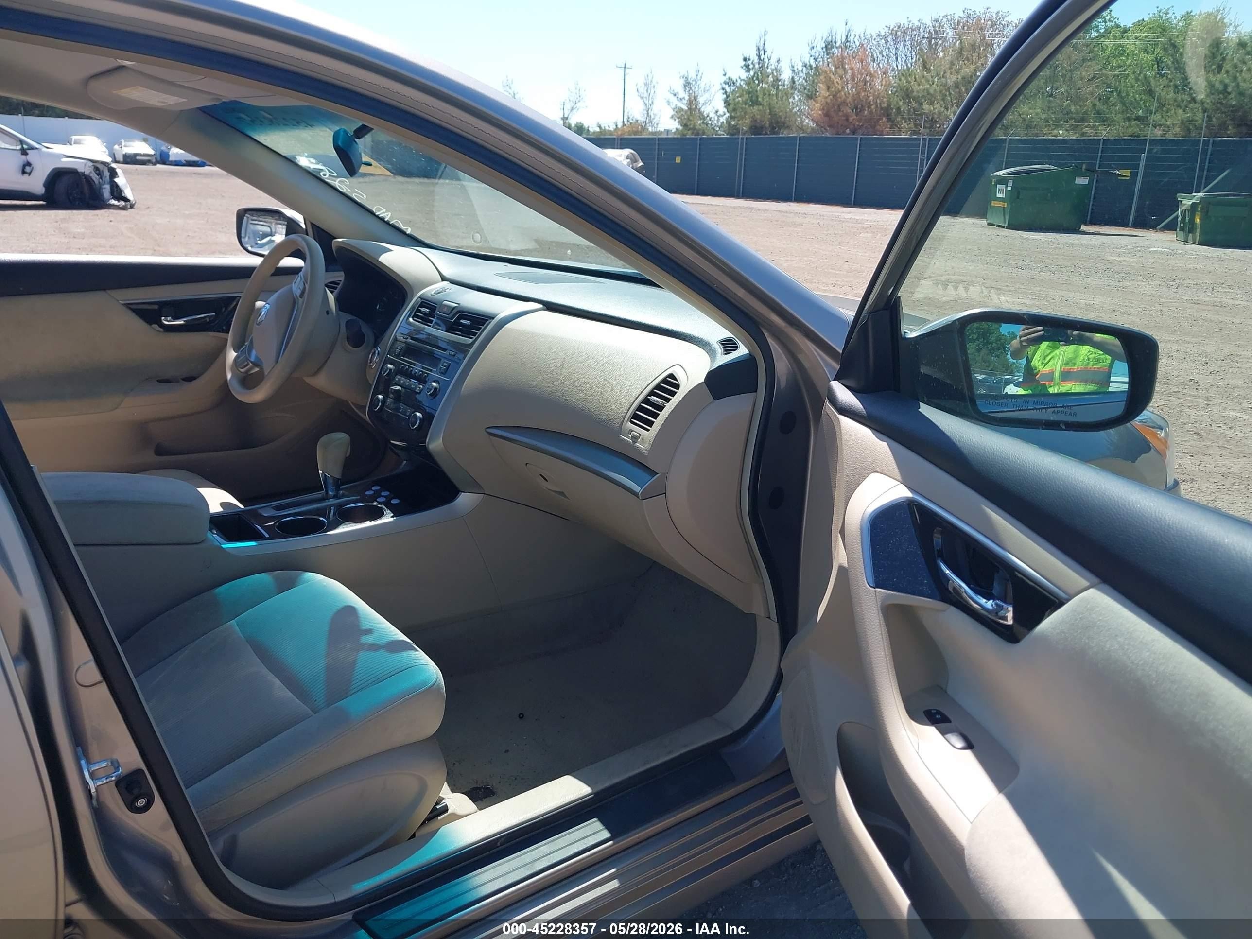2013 Nissan Altima 2.5 S Коричневый vin: 1N4AL3AP7DC247387