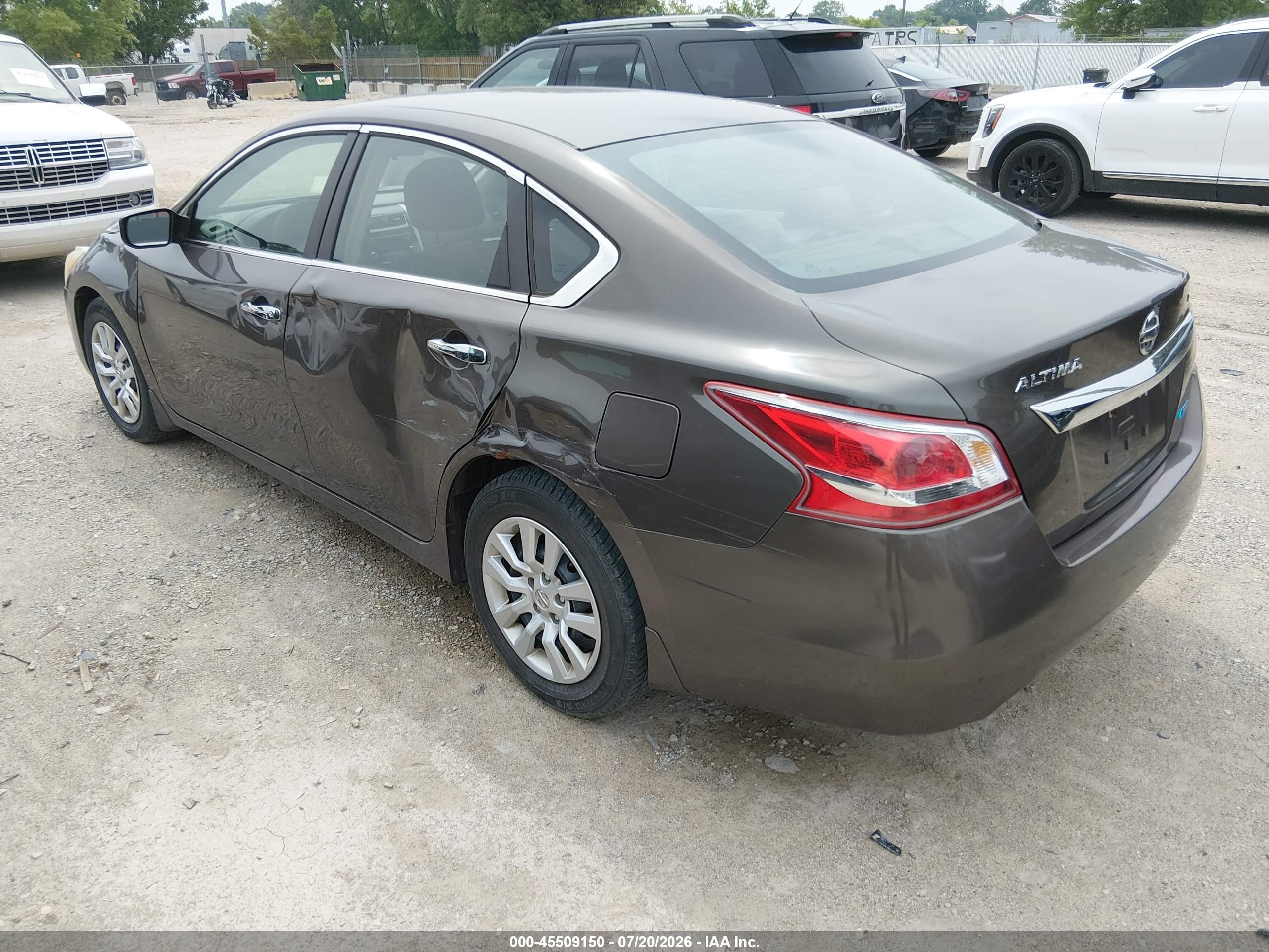2013 Nissan Altima 2.5 S Коричневый vin: 1N4AL3AP7DC252041