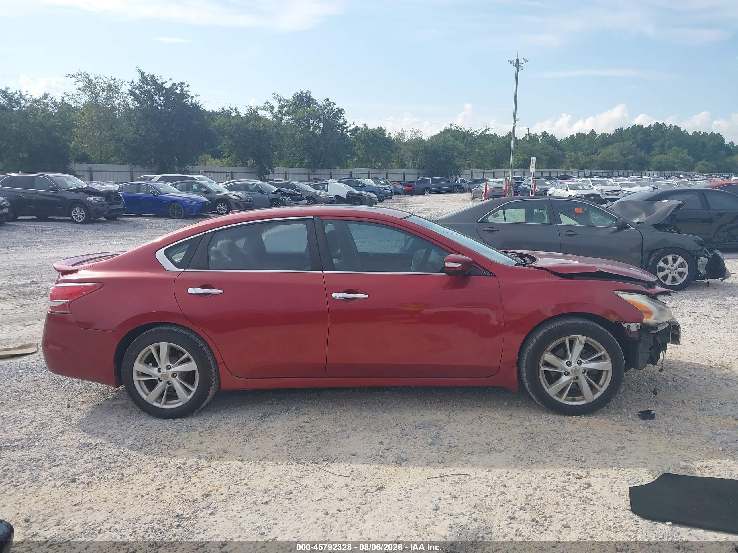 2013 Nissan Altima 2.5 Sv Red vin: 1N4AL3AP7DC254307