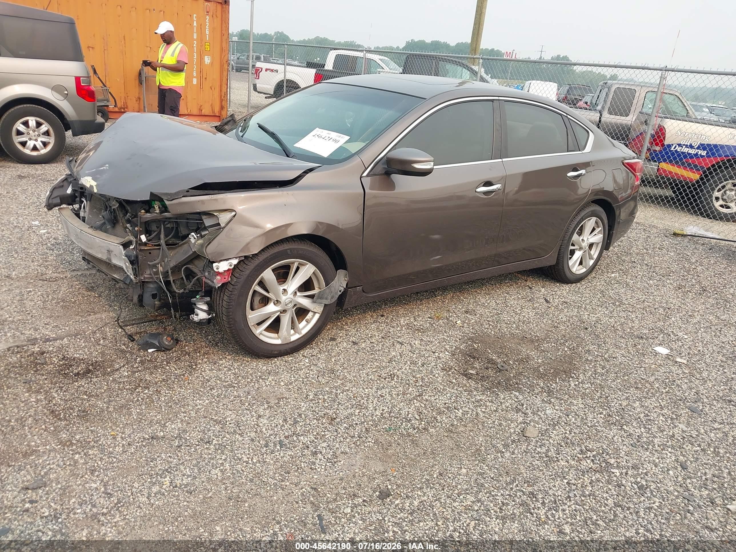 2013 Nissan Altima 2.5 Sv Brown vin: 1N4AL3AP7DC268613