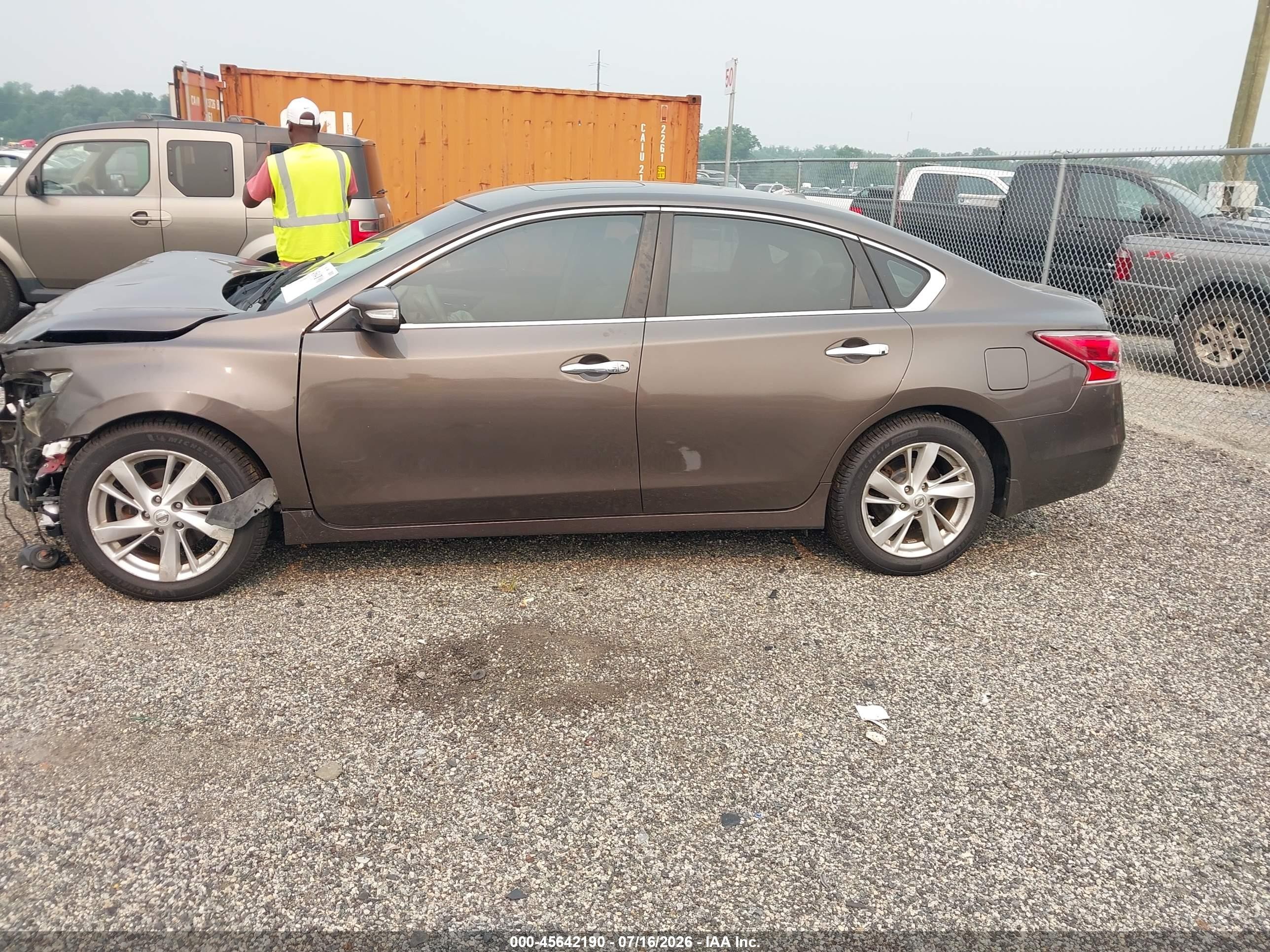 2013 Nissan Altima 2.5 Sv Brown vin: 1N4AL3AP7DC268613