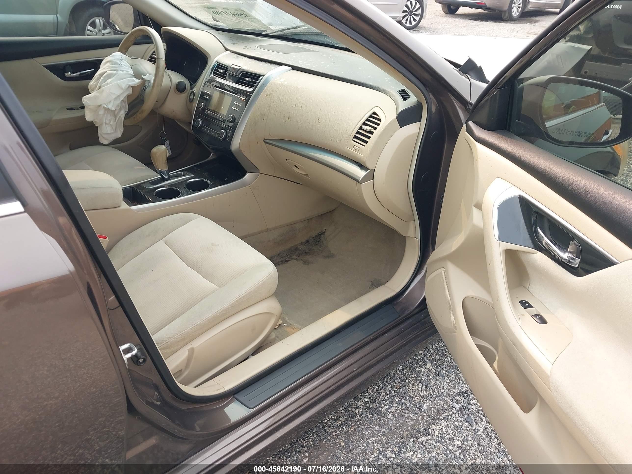 2013 Nissan Altima 2.5 Sv Brown vin: 1N4AL3AP7DC268613