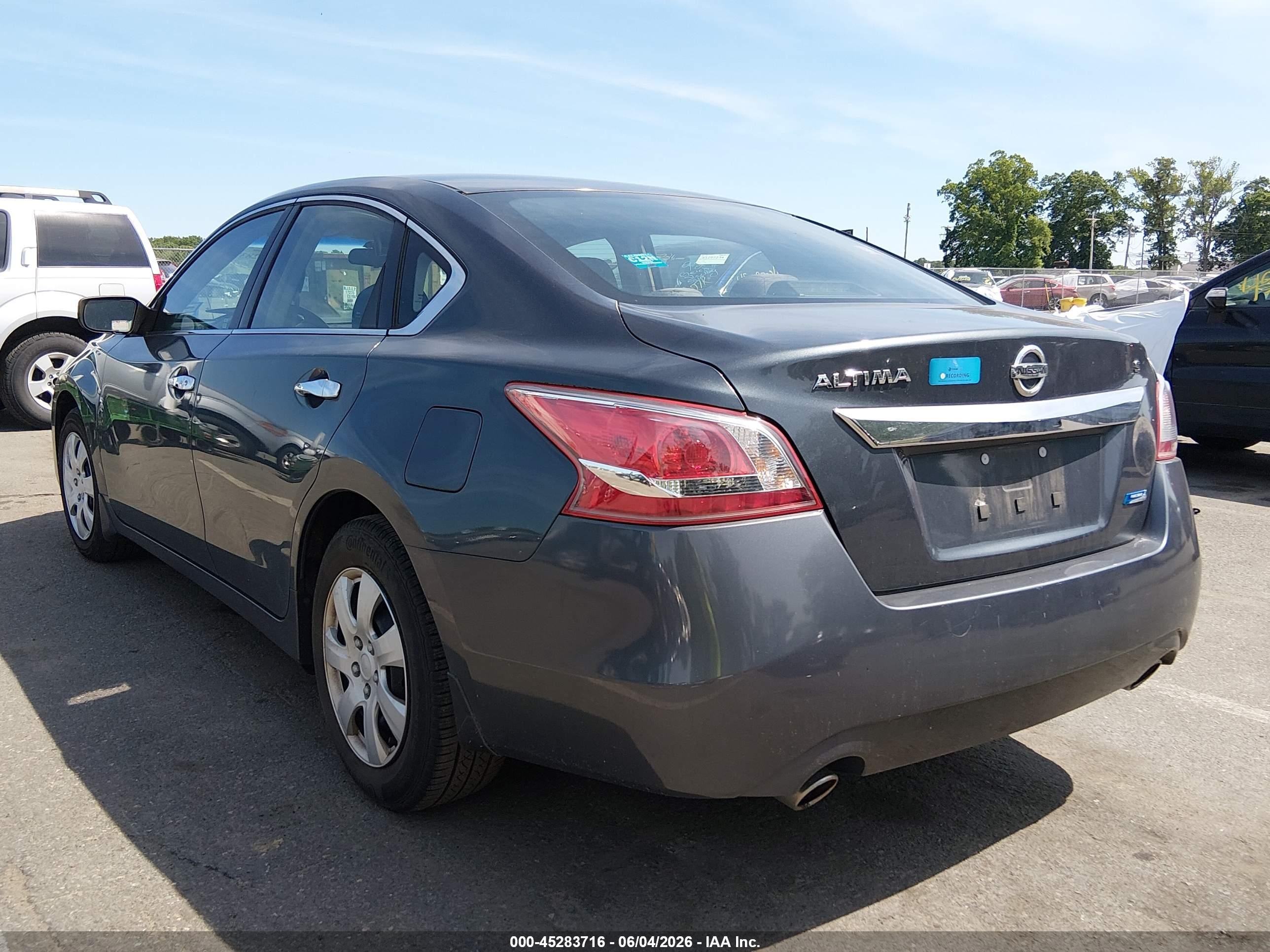2013 Nissan Altima 2.5 S Gray vin: 1N4AL3AP7DC271057