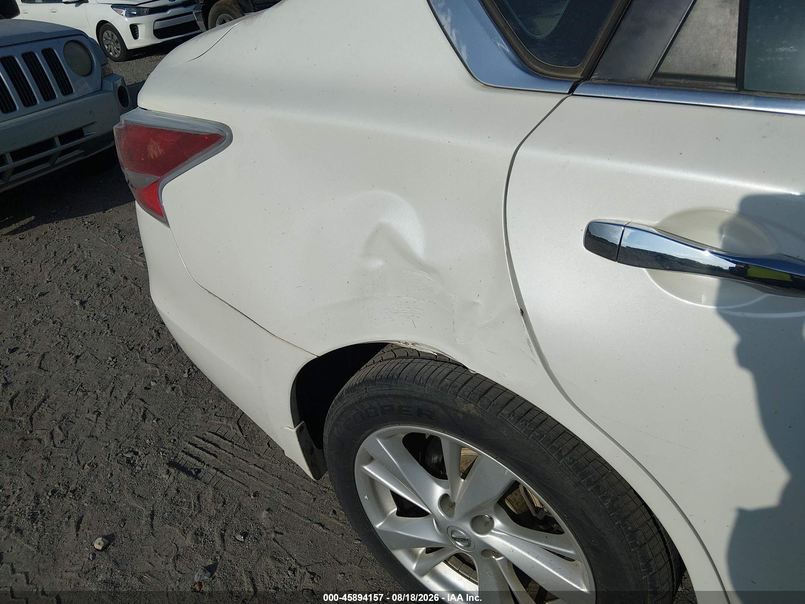 2013 Nissan Altima 2.5 Sv White vin: 1N4AL3AP7DC285668