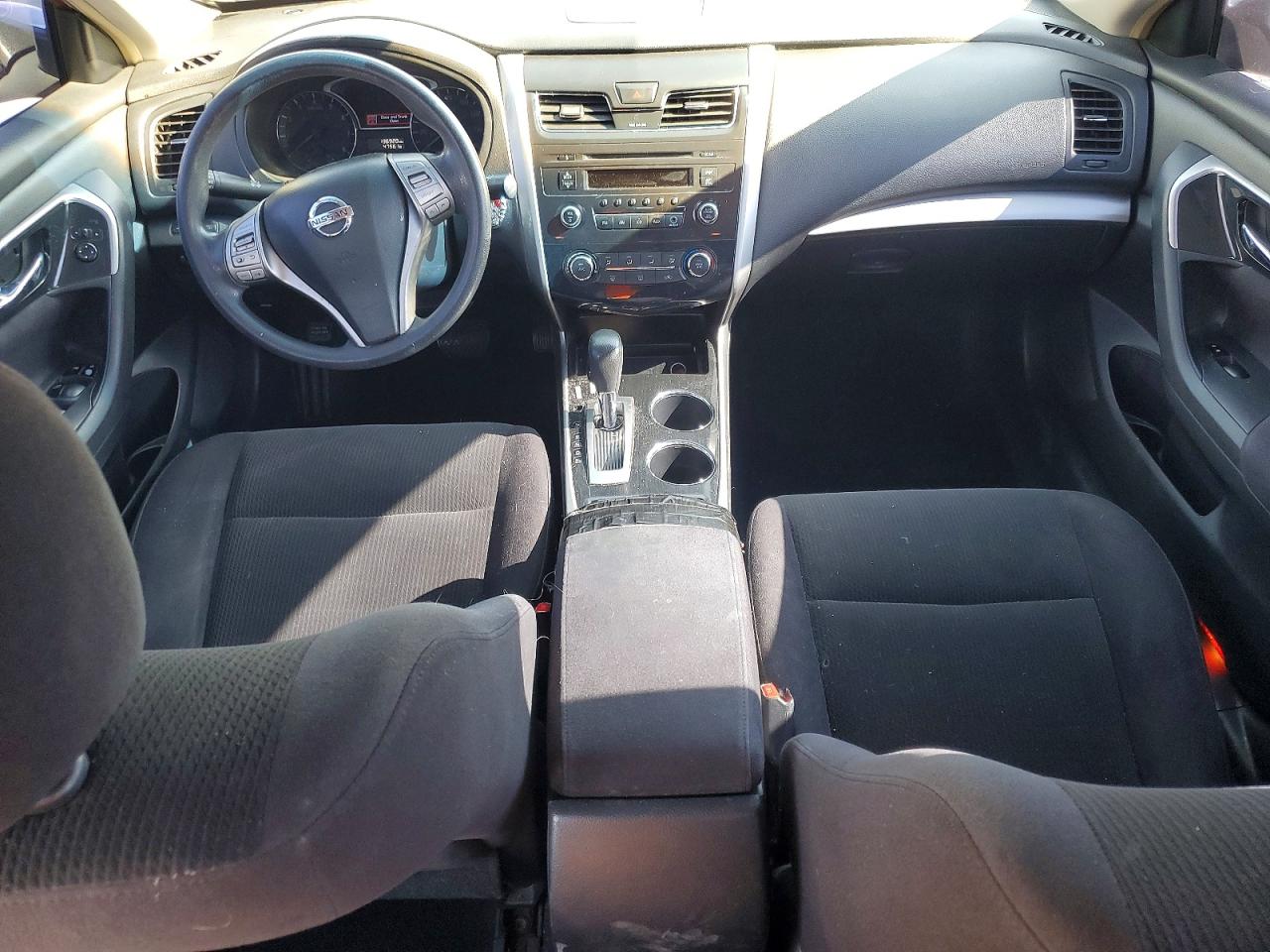 2013 Nissan Altima 2.5 Red vin: 1N4AL3AP7DC288585