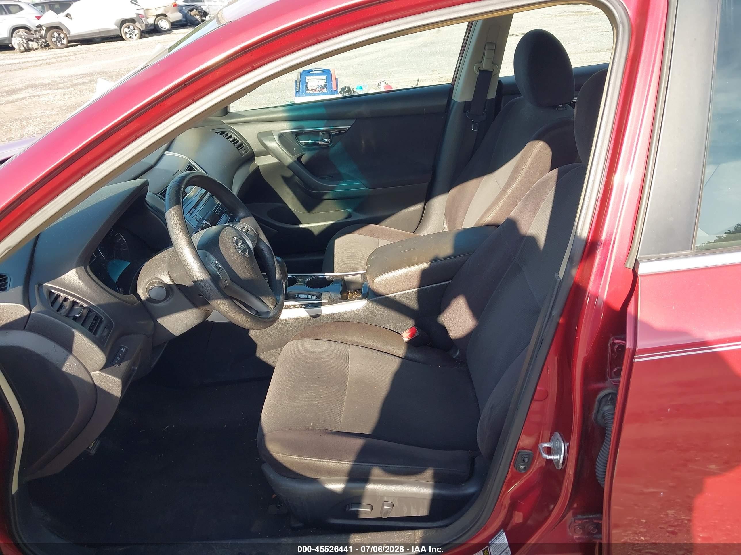 2013 Nissan Altima 2.5 S Red vin: 1N4AL3AP7DC290529
