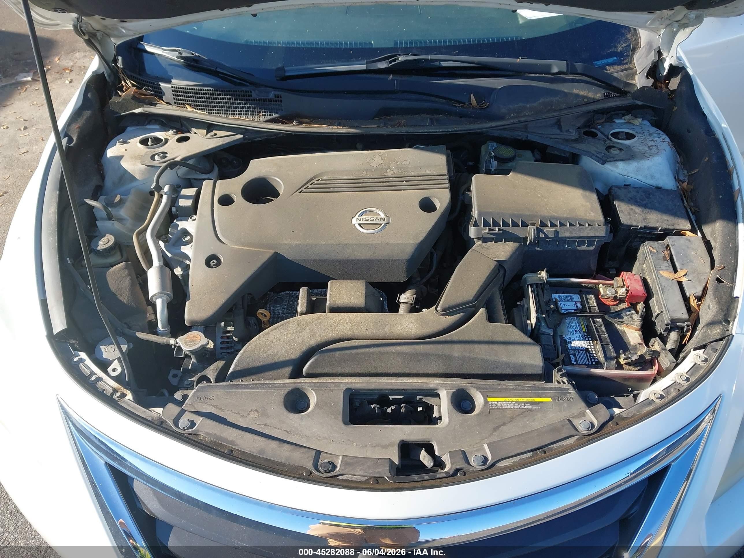2013 Nissan Altima 2.5 S White vin: 1N4AL3AP7DC293365