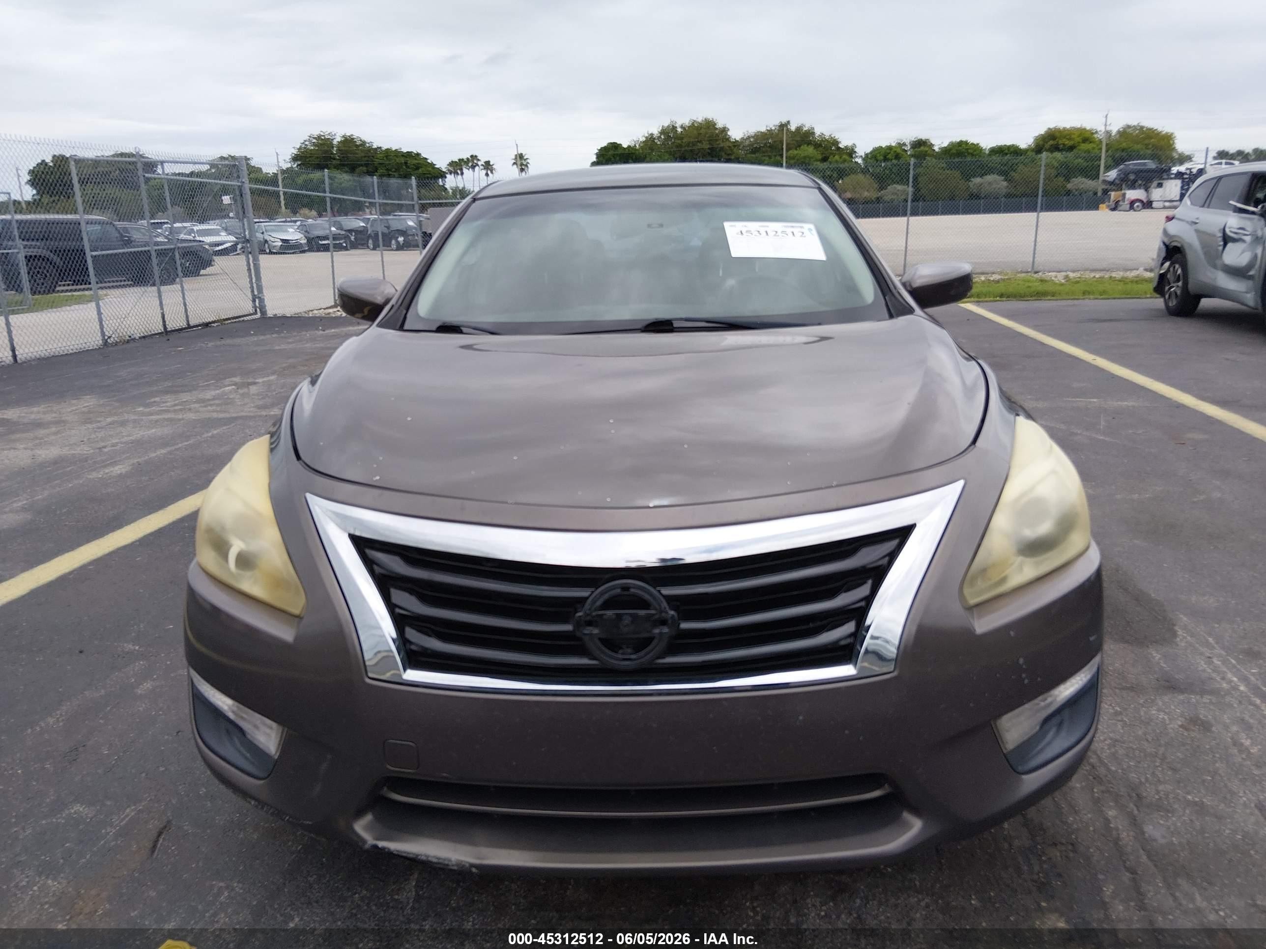 2013 Nissan Altima 2.5 S Коричневый vin: 1N4AL3AP7DC297058