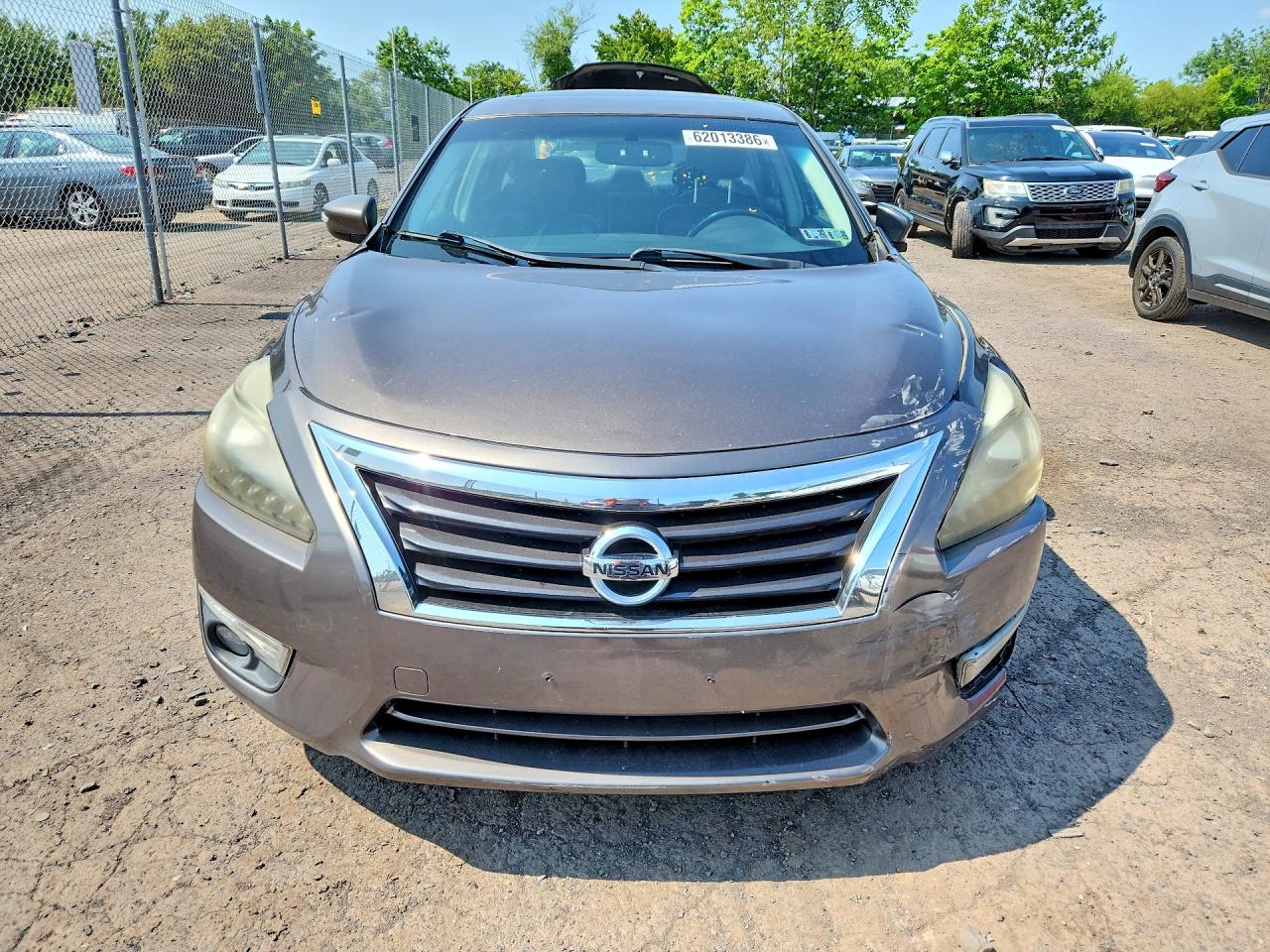 2013 Nissan Altima 2.5 Серебряный vin: 1N4AL3AP7DC900901