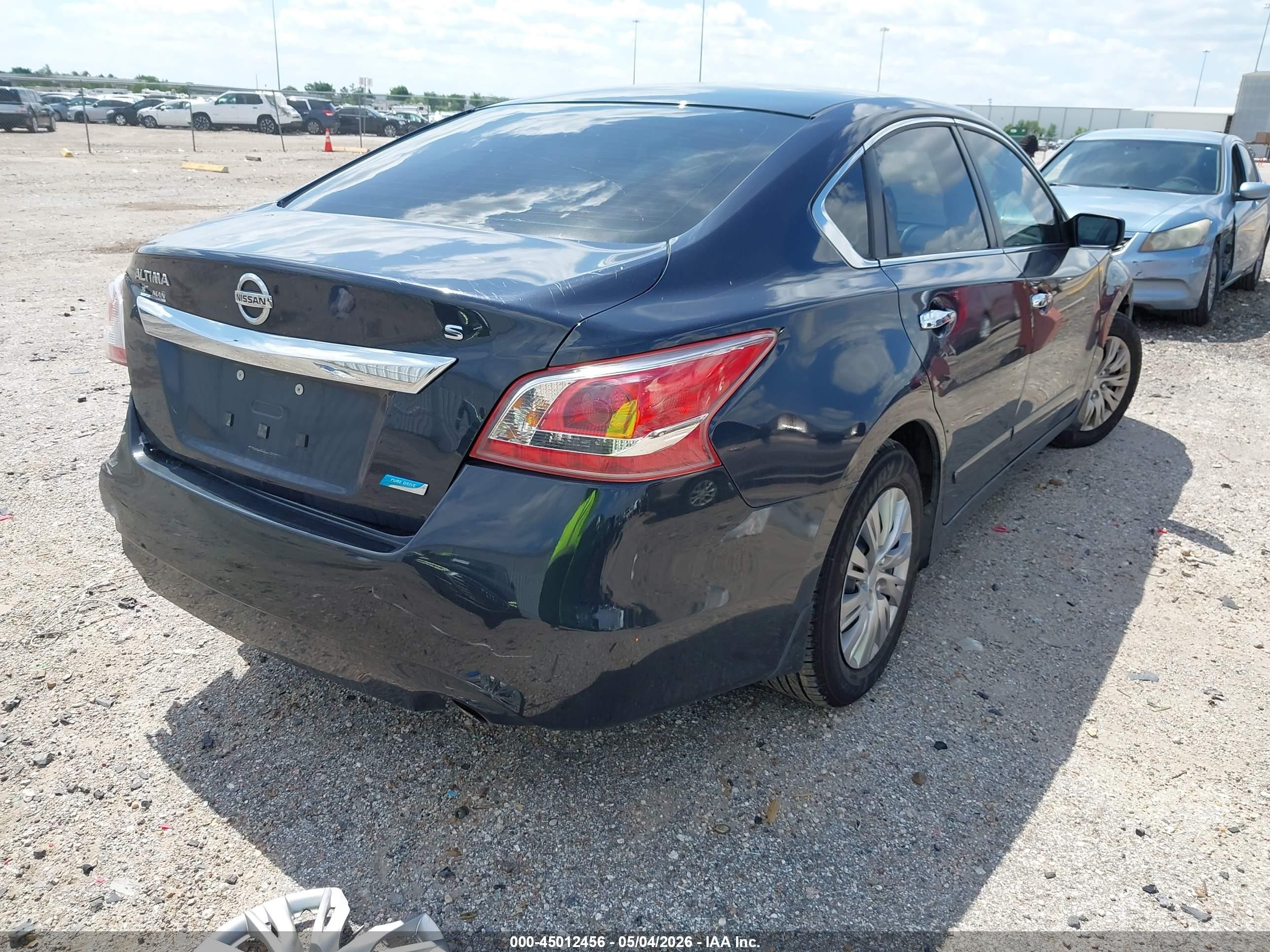 2013 Nissan Altima 2.5 S Black vin: 1N4AL3AP7DC904852