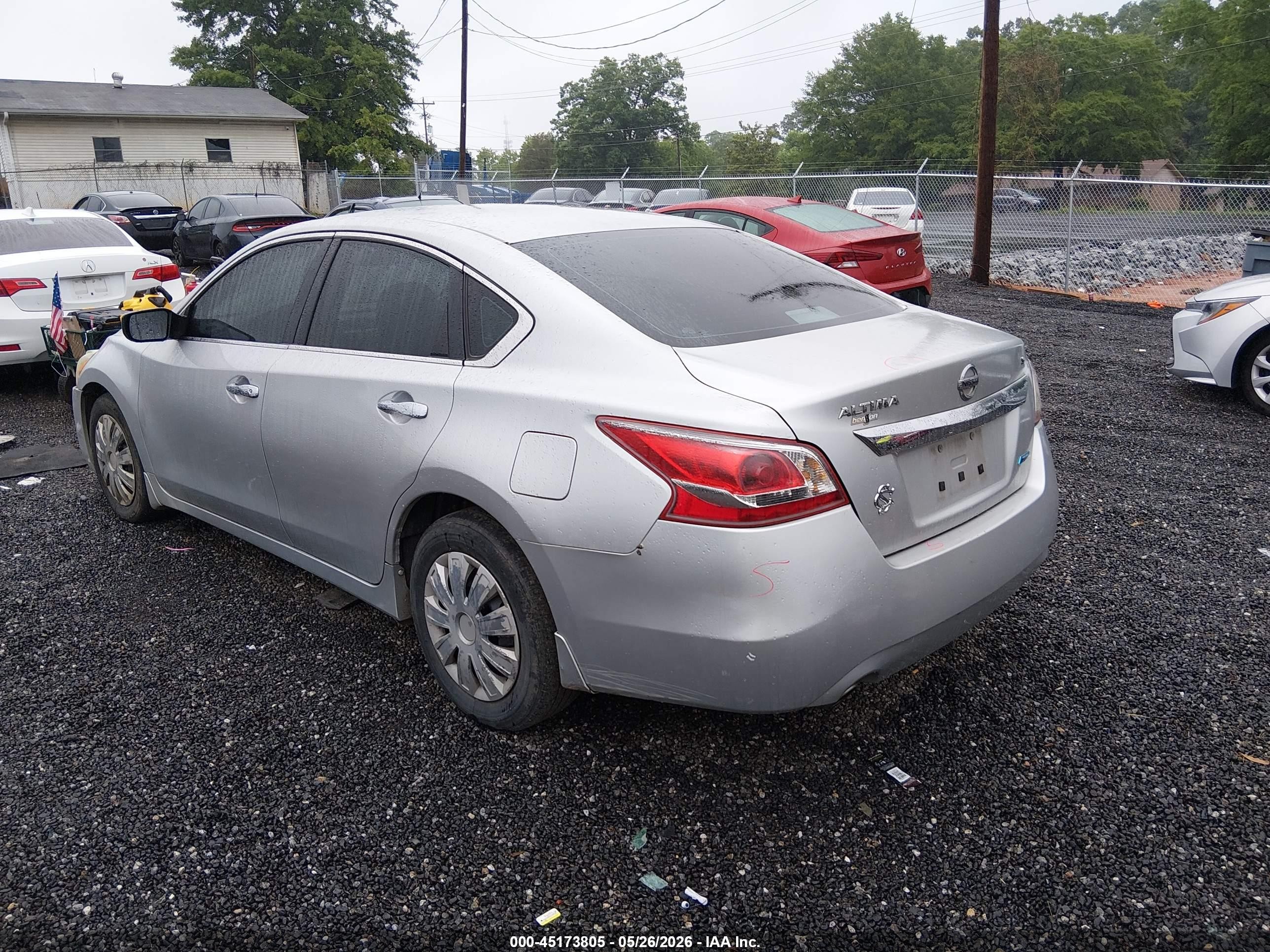 2013 Nissan Altima 2.5 S Silver vin: 1N4AL3AP7DC911493