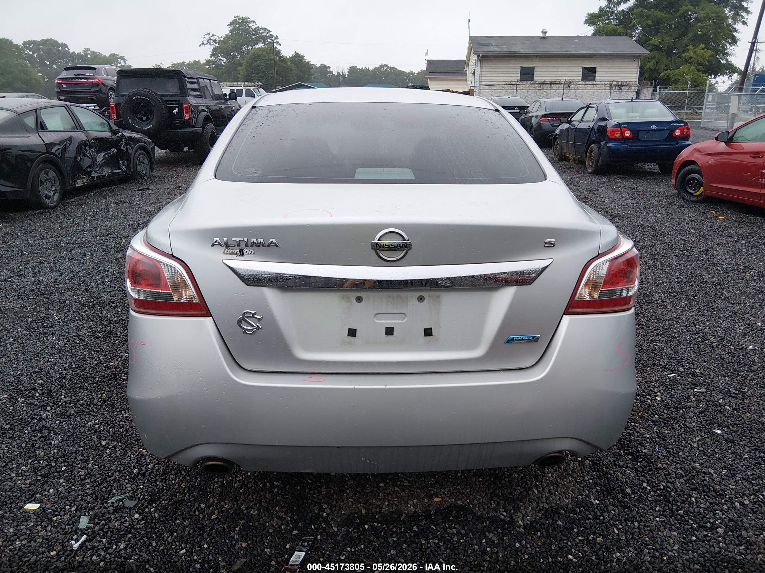 2013 Nissan Altima 2.5 S Silver vin: 1N4AL3AP7DC911493