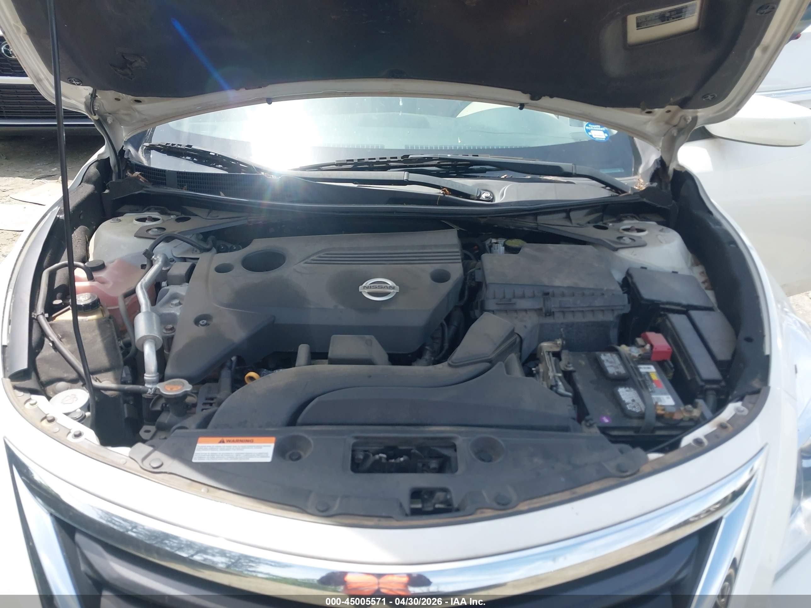 2013 Nissan Altima 2.5 S White vin: 1N4AL3AP7DN442393