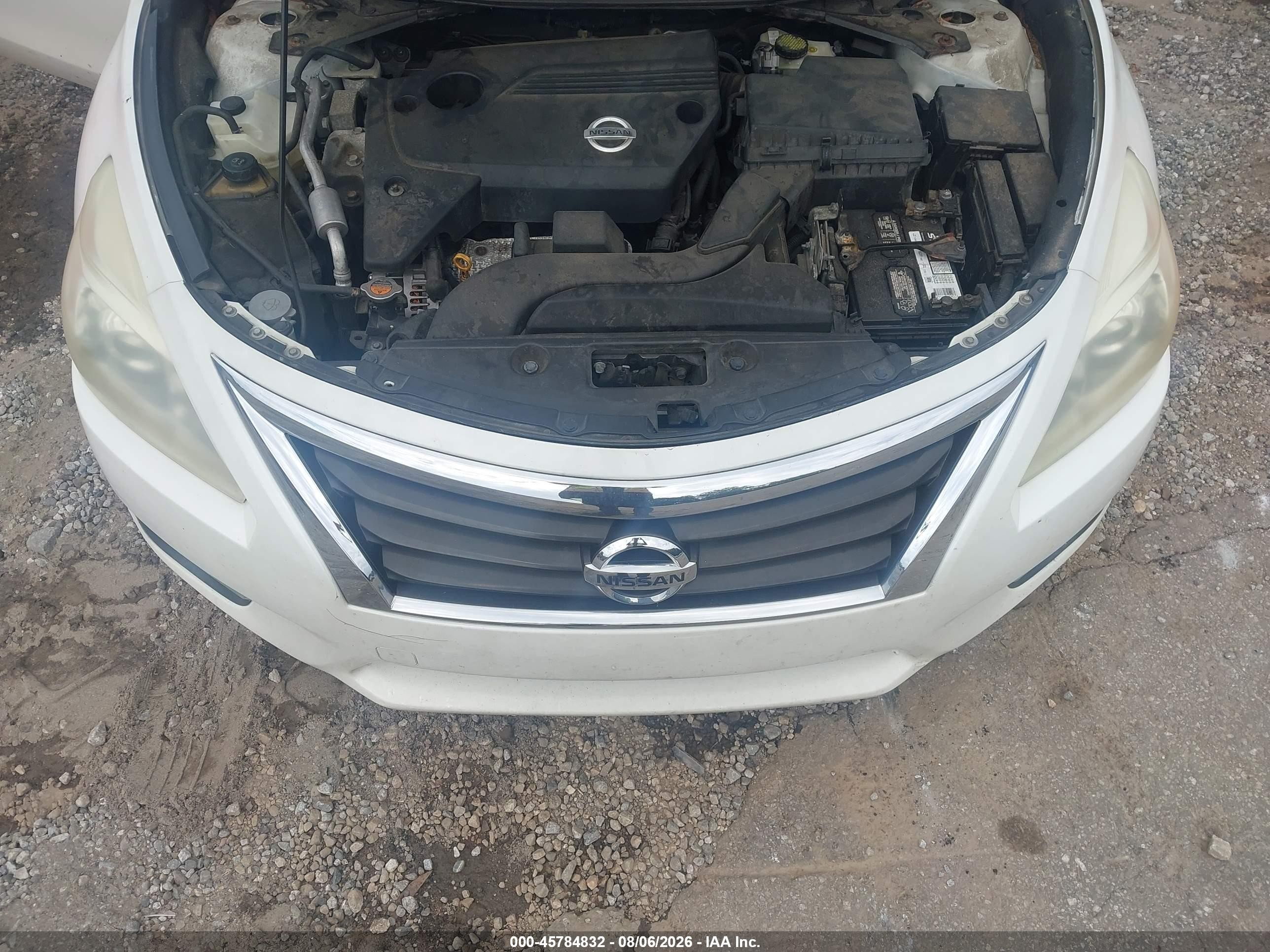 2013 Nissan Altima 2.5 Sv Белый vin: 1N4AL3AP7DN443267