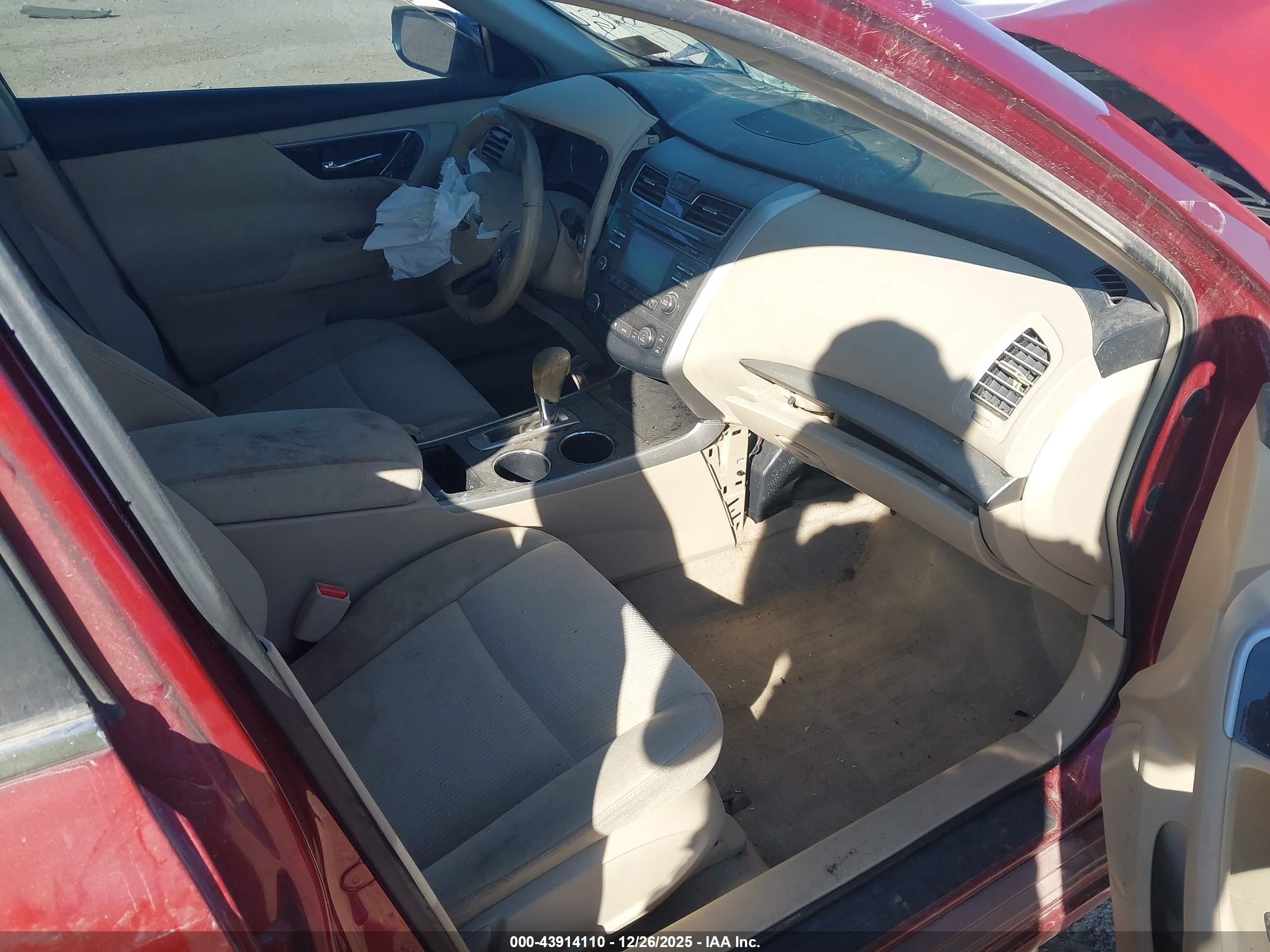 2013 Nissan Altima 2.5 Sv Red vin: 1N4AL3AP7DN445021