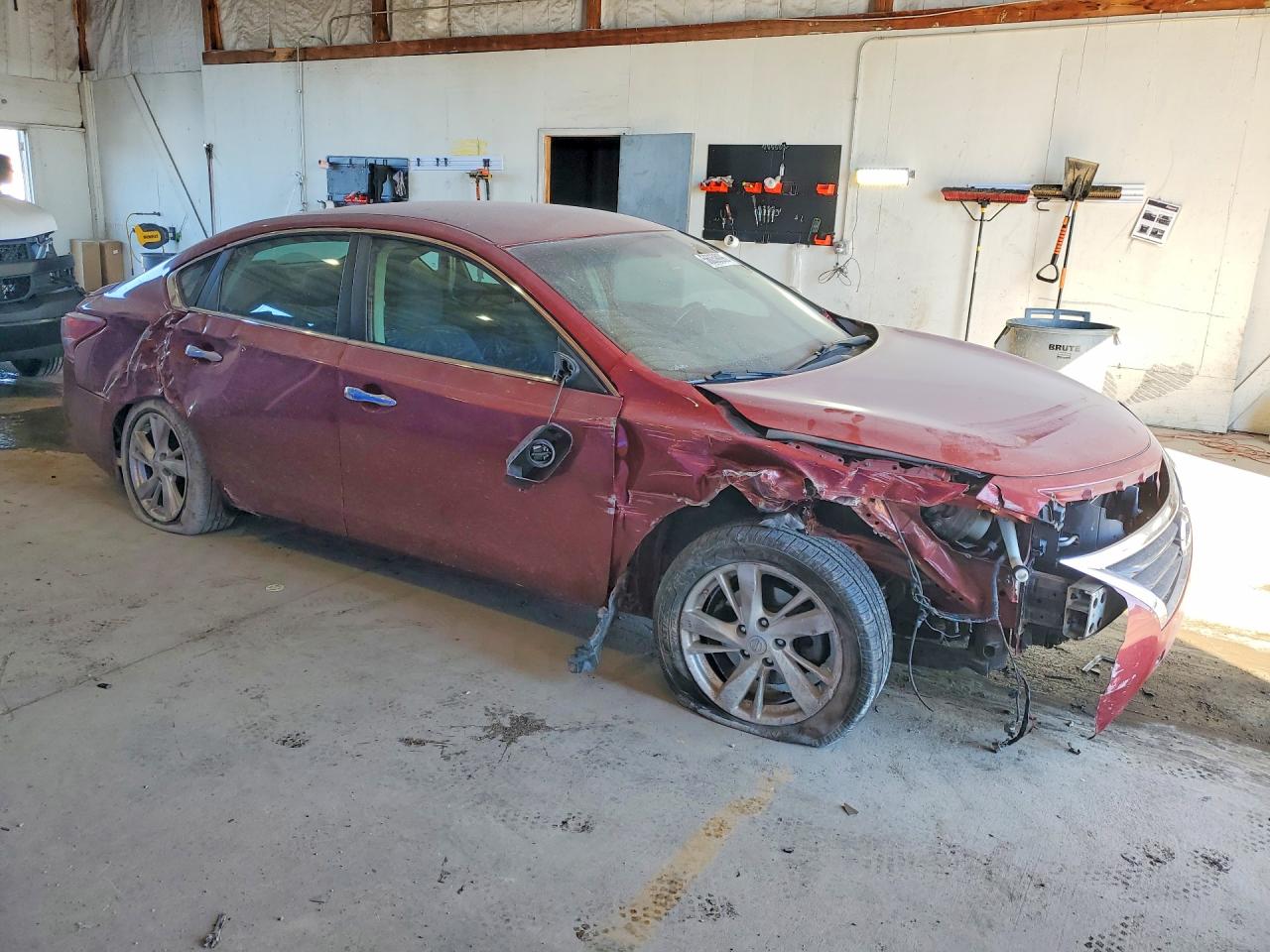 2013 Nissan Altima 2.5 Red vin: 1N4AL3AP7DN447013