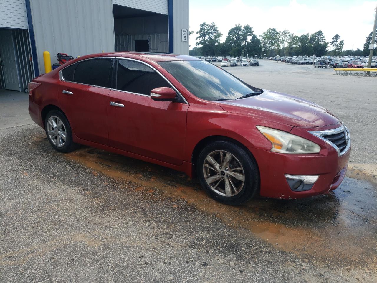 2013 Nissan Altima 2.5 Burgundy vin: 1N4AL3AP7DN456052 Damage: Right Front Fender, Heavy Scratch, 1/2 To 1 Inch