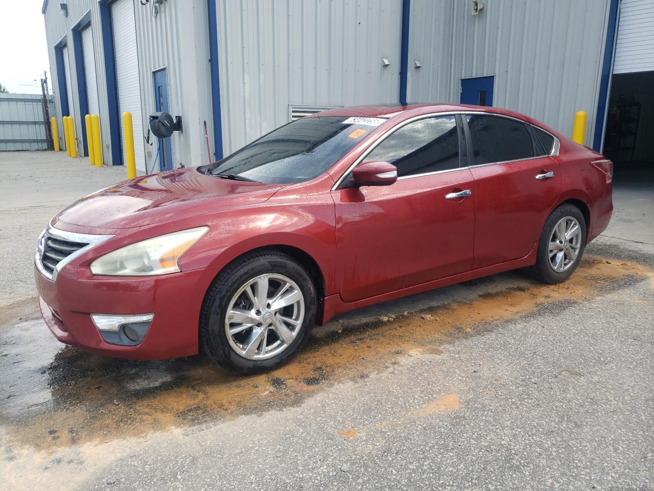 2013 Nissan Altima 2.5 Burgundy vin: 1N4AL3AP7DN456052 Damage: Left Front Door, Dent(S) W/No Paint Dmg, 1/2 To 1 Inch